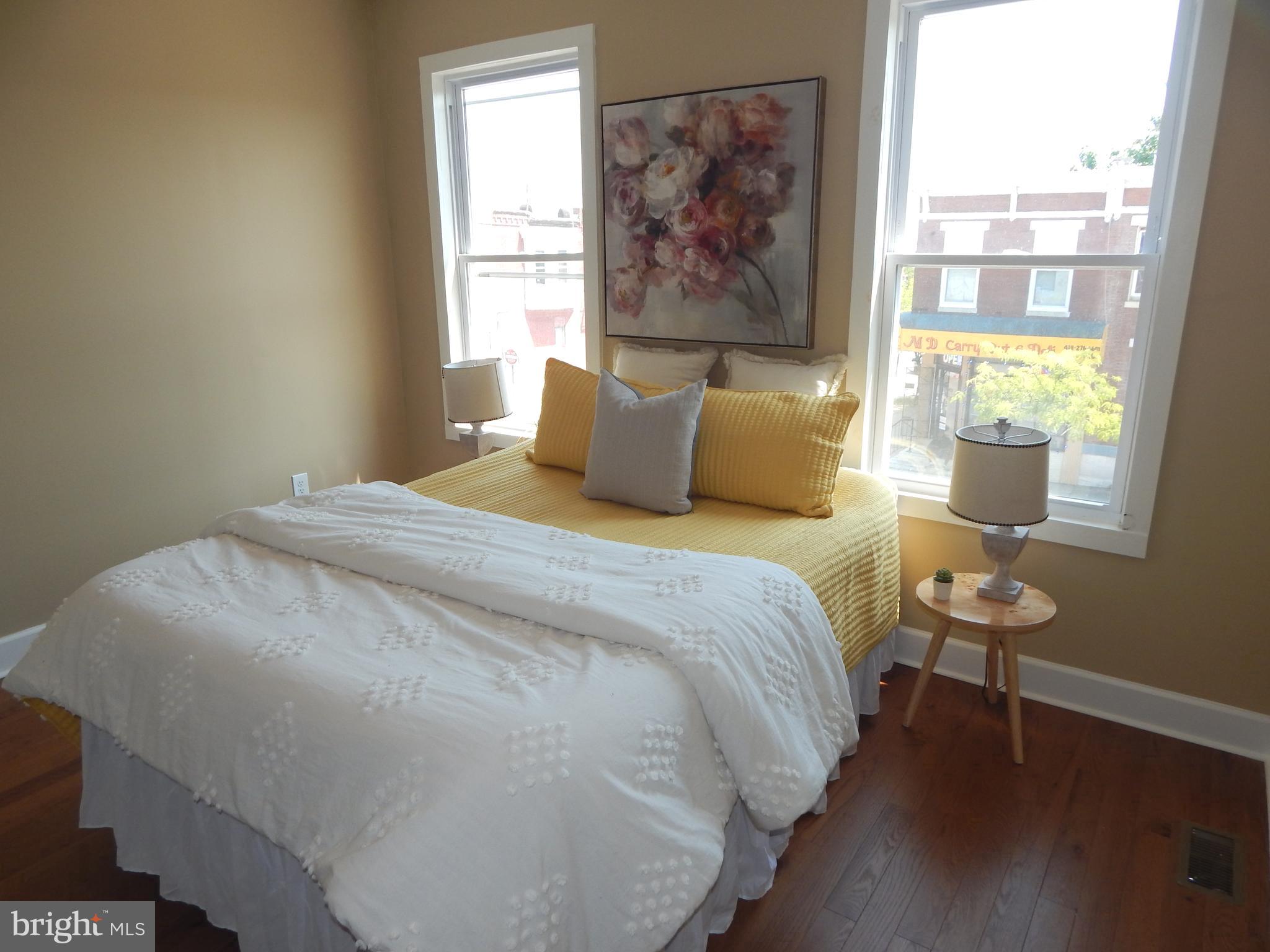 ELLWOOD PARK - Residential