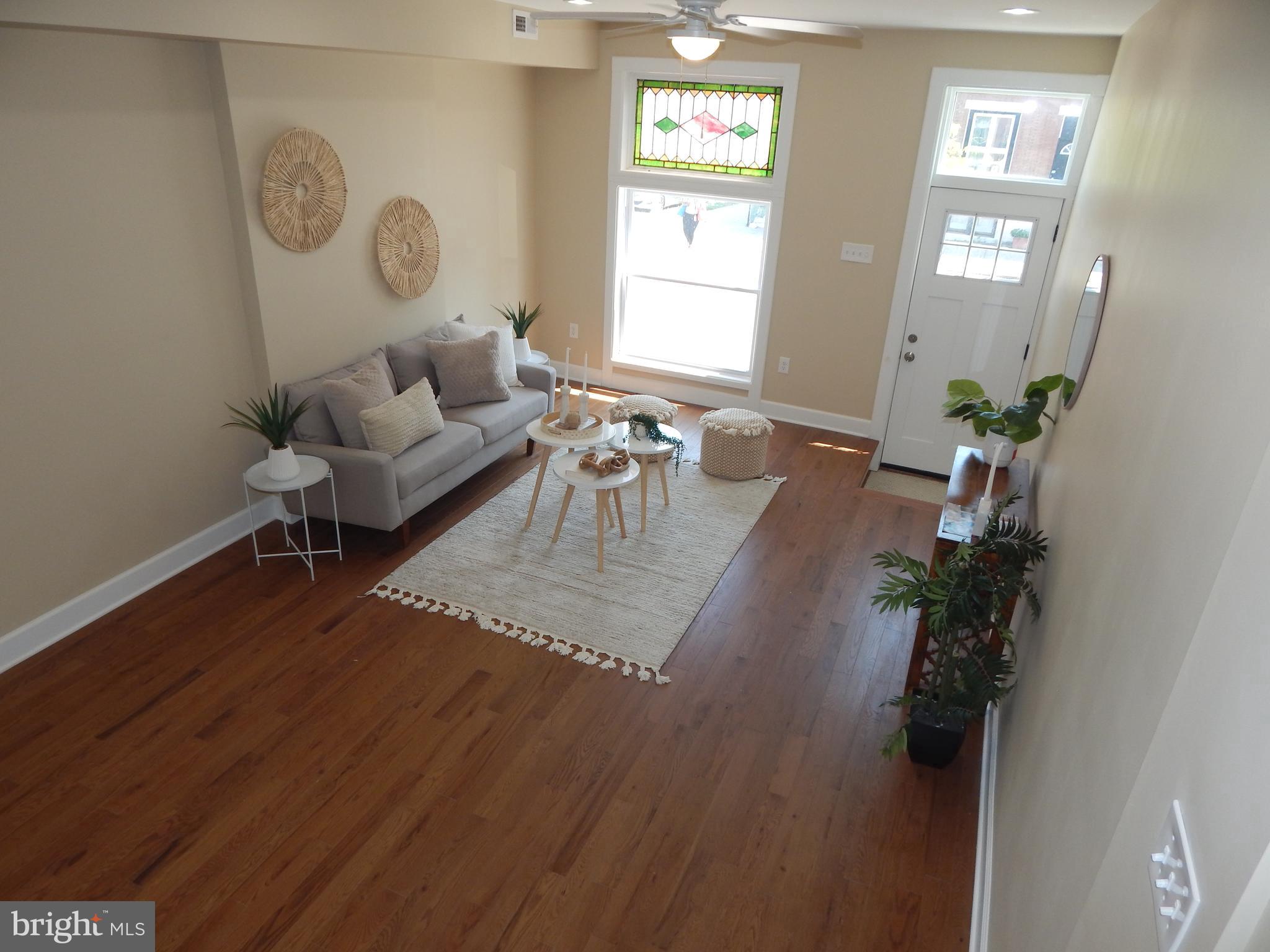 ELLWOOD PARK - Residential