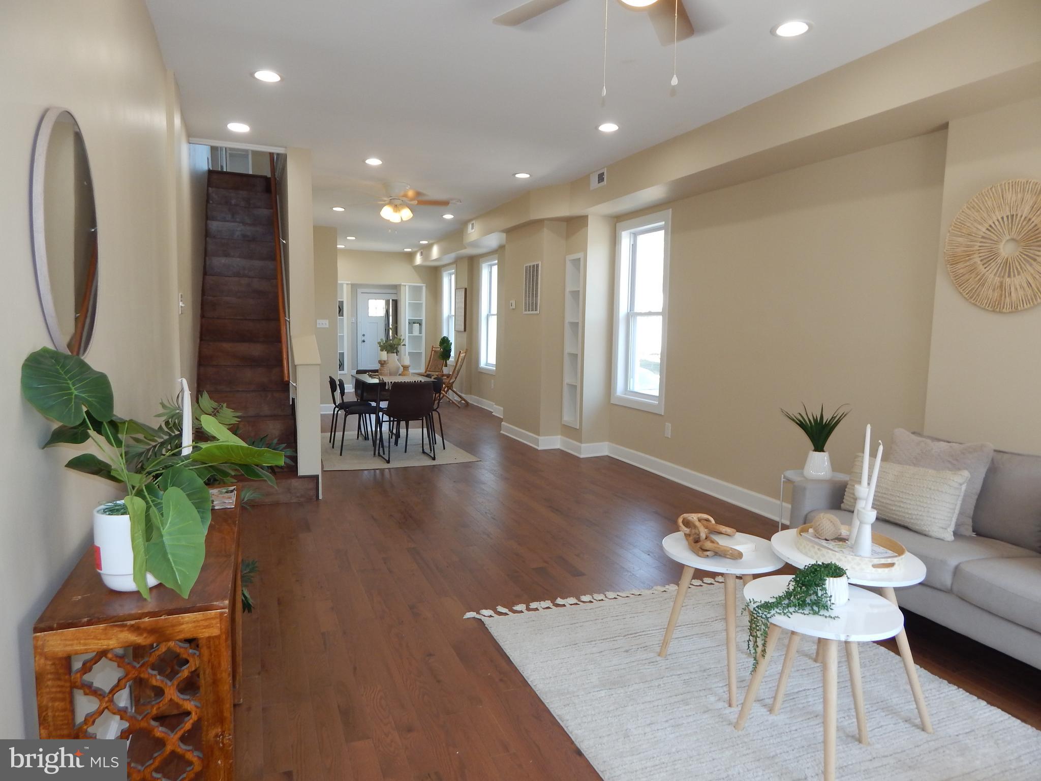 ELLWOOD PARK - Residential