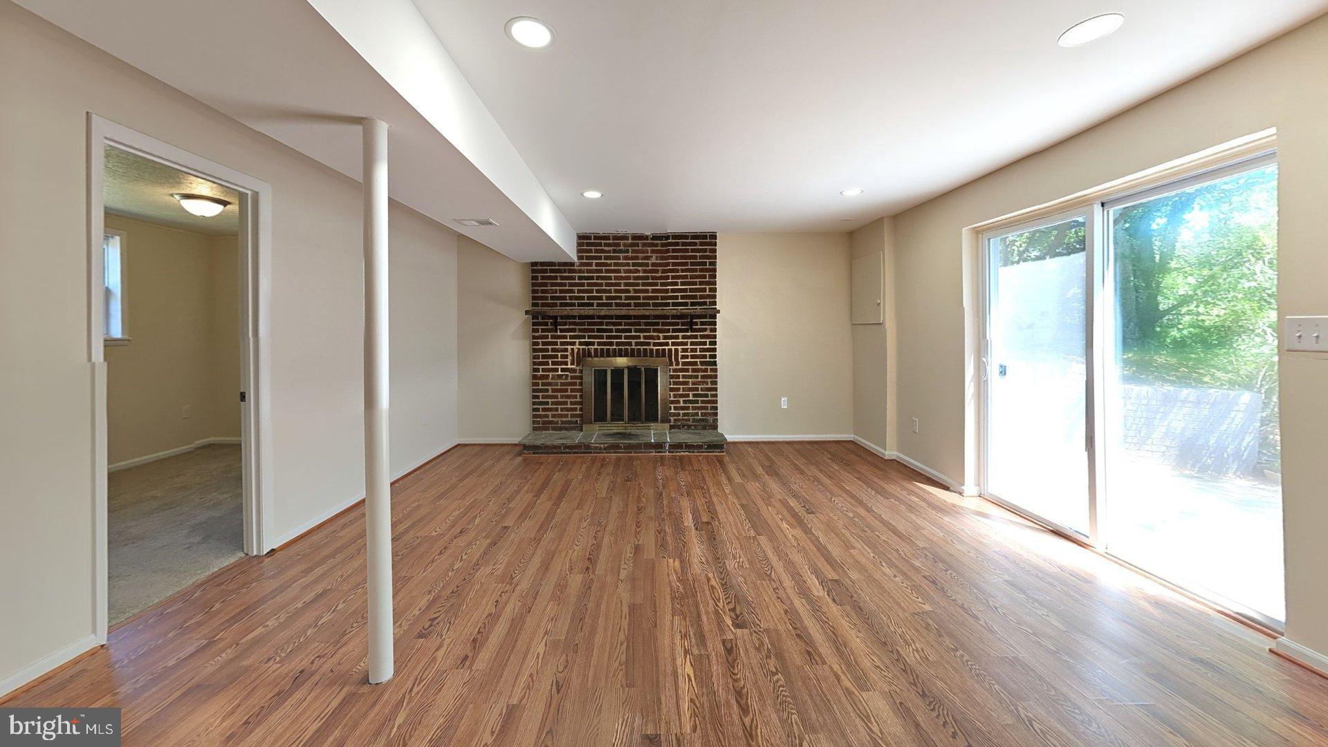 5006 ROBLEE DRIVE