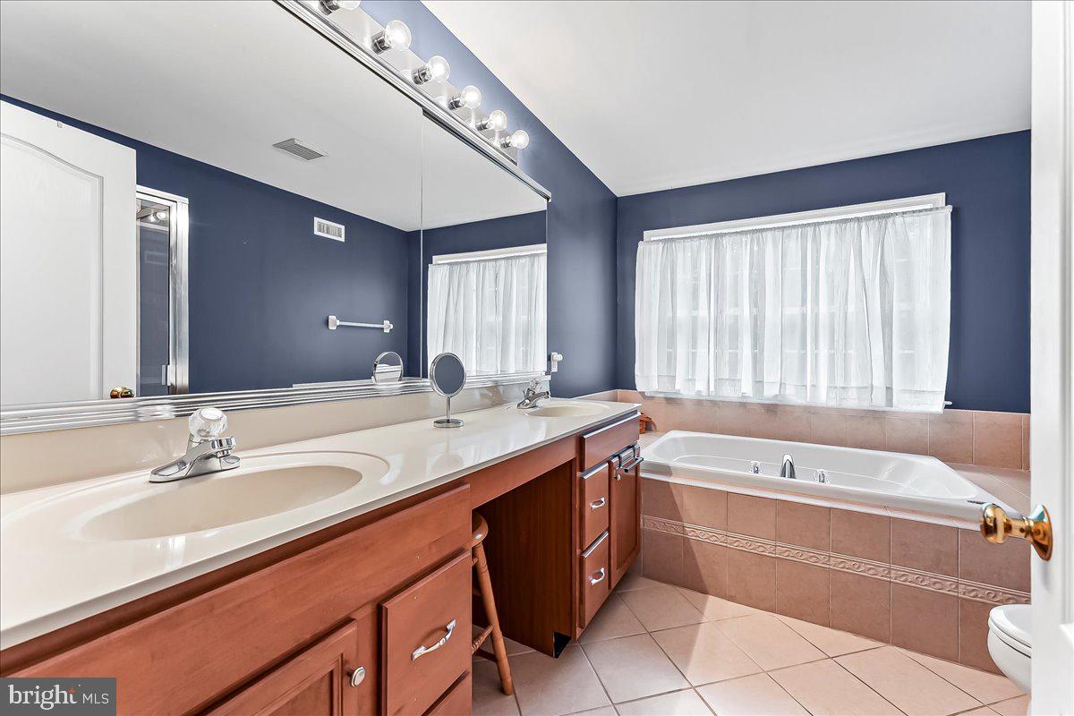 CHARLESTOWN MEADOWS - Residential