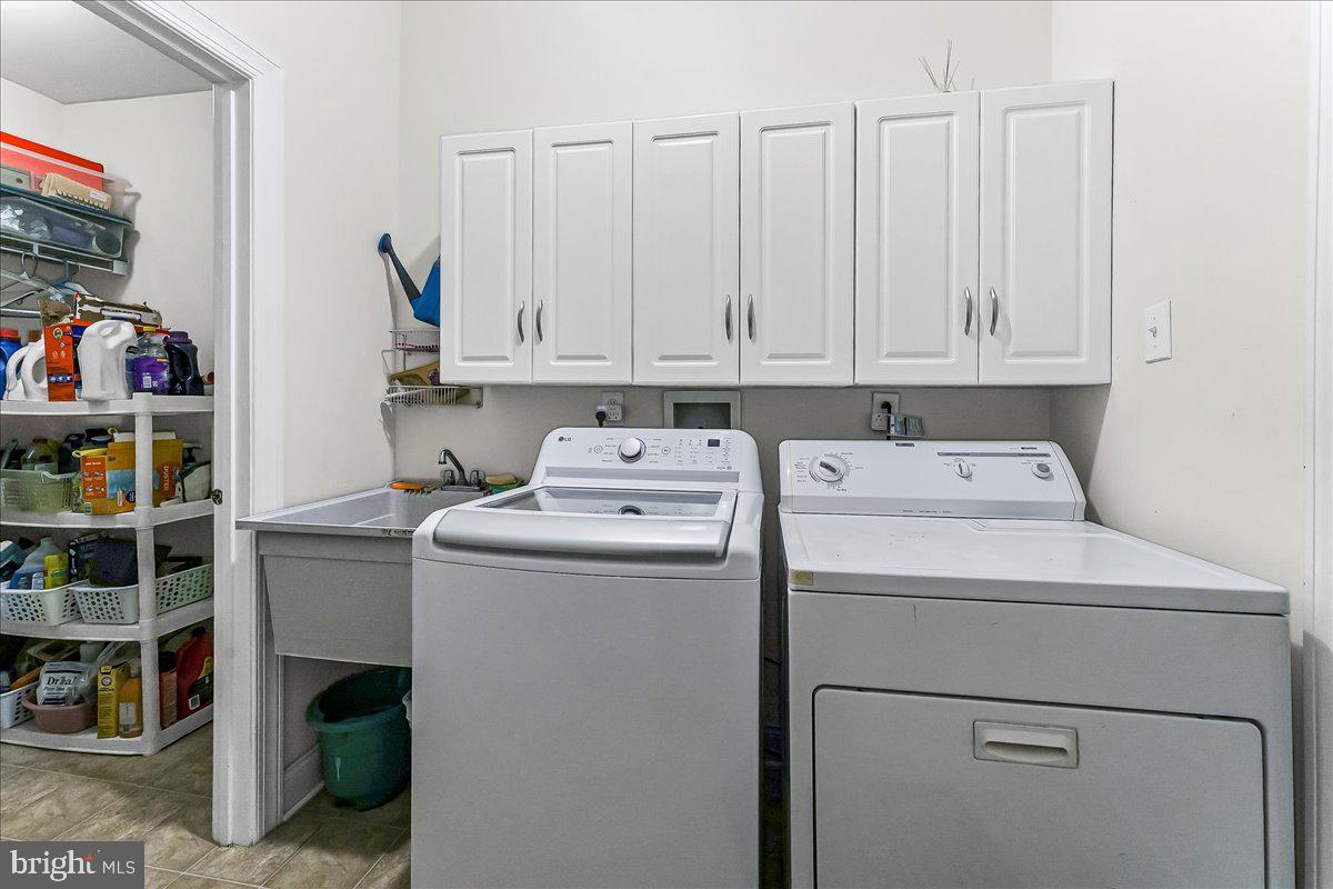 CHARLESTOWN MEADOWS - Residential