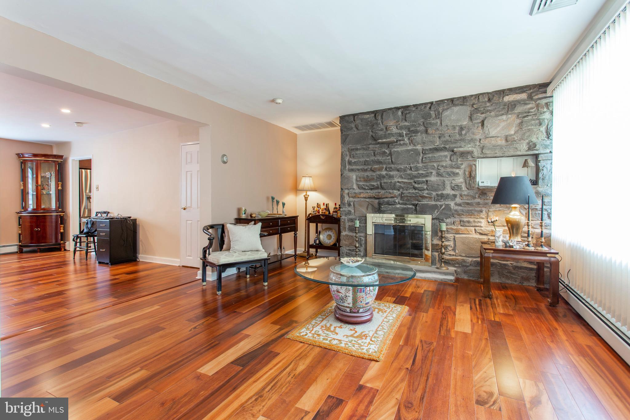 CALIFORNIAN - Residential