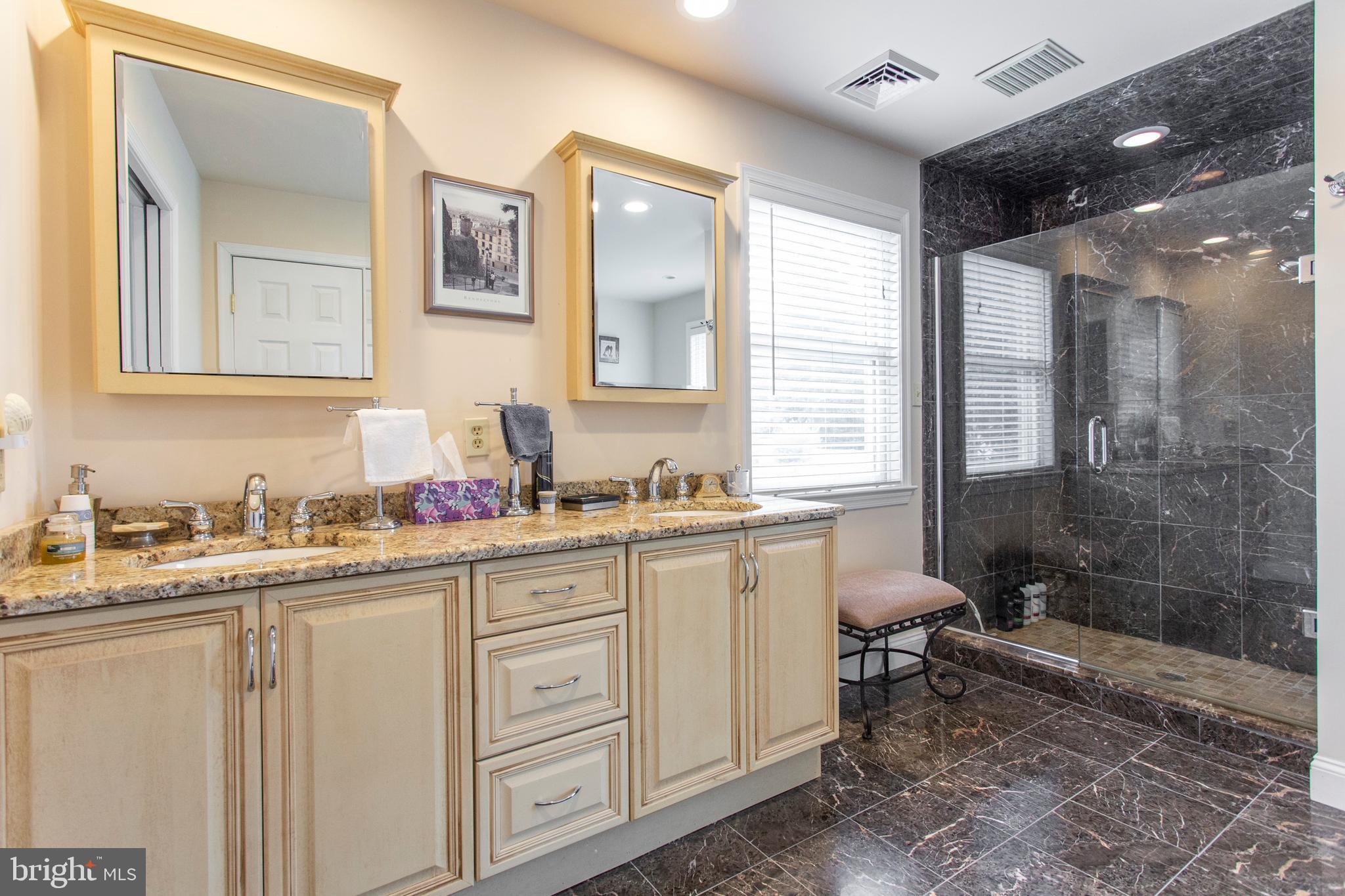 CALIFORNIAN - Residential