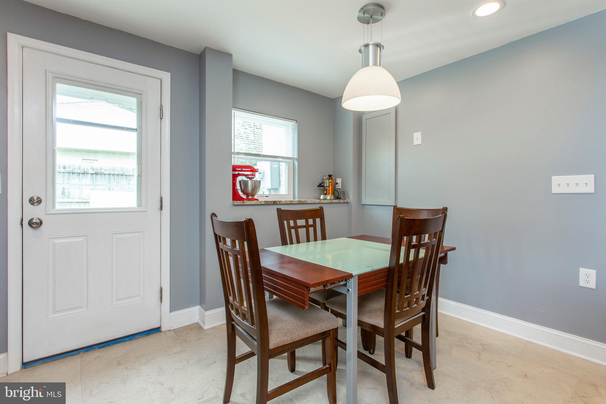 CALIFORNIAN - Residential