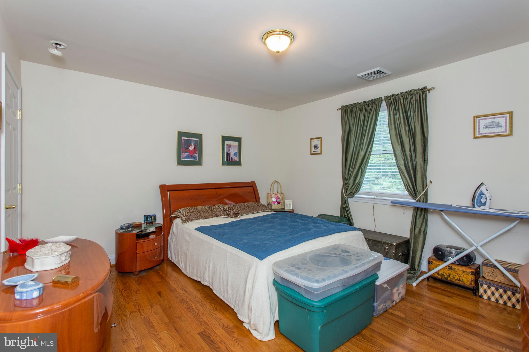 CALIFORNIAN - Residential