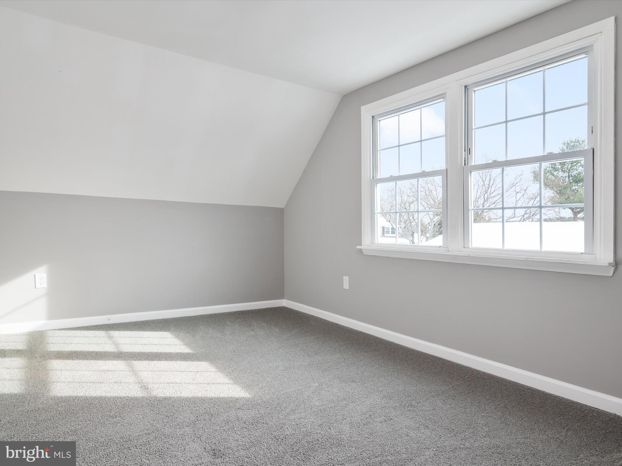 FOXHILL AT BELAIR - Residential