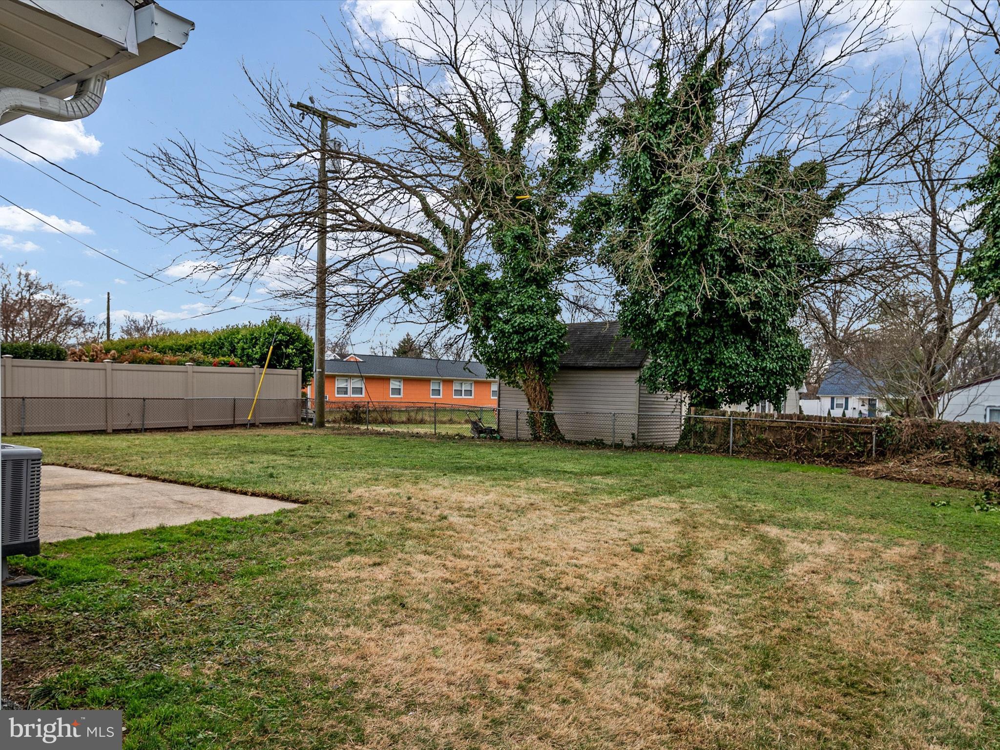 FOXHILL AT BELAIR - Residential