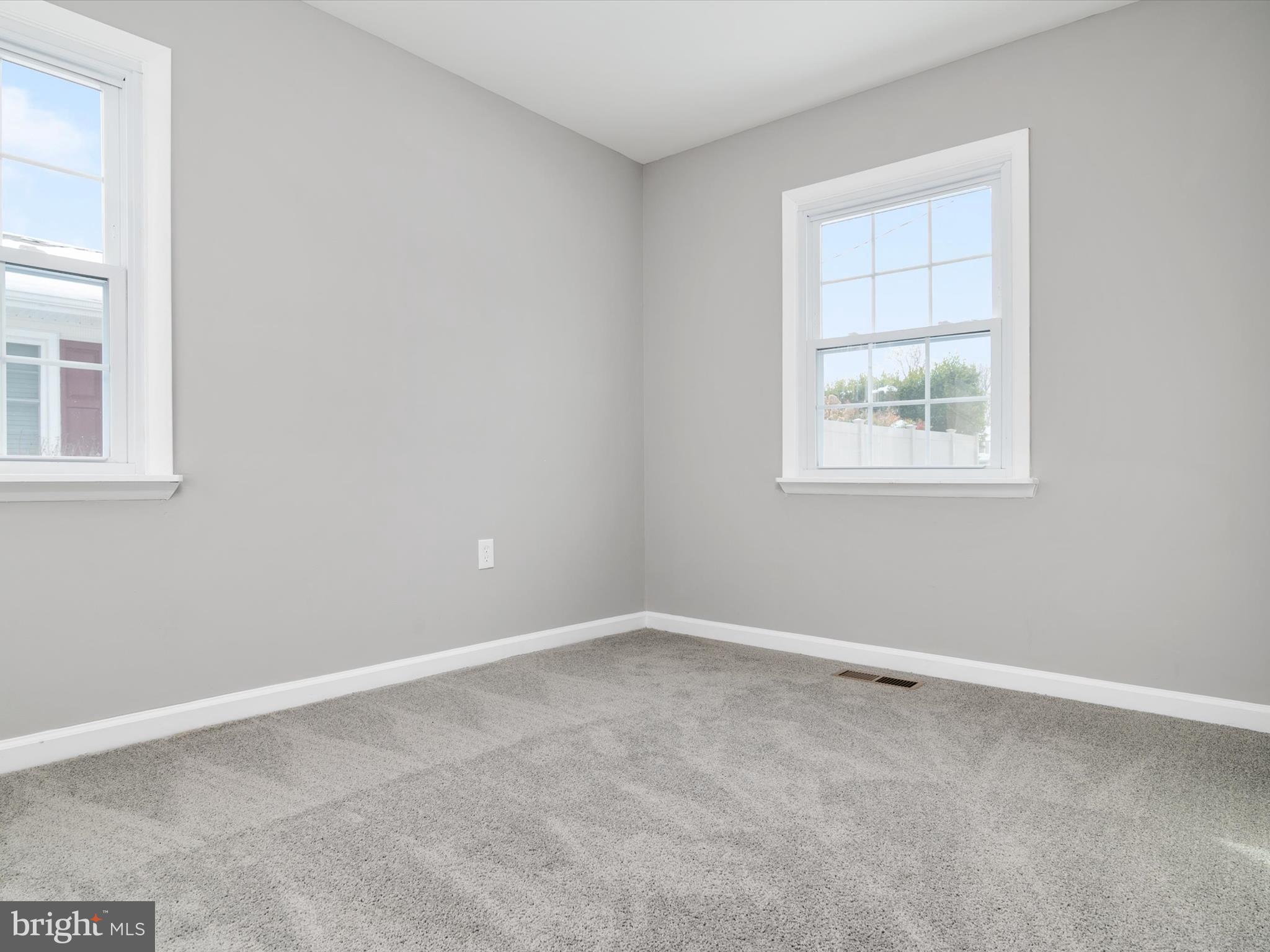 FOXHILL AT BELAIR - Residential