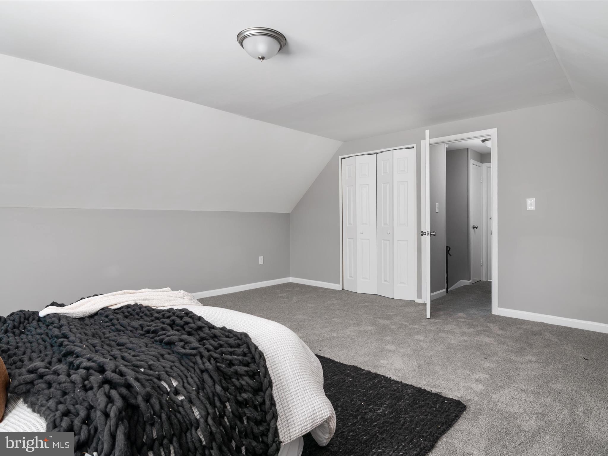 FOXHILL AT BELAIR - Residential