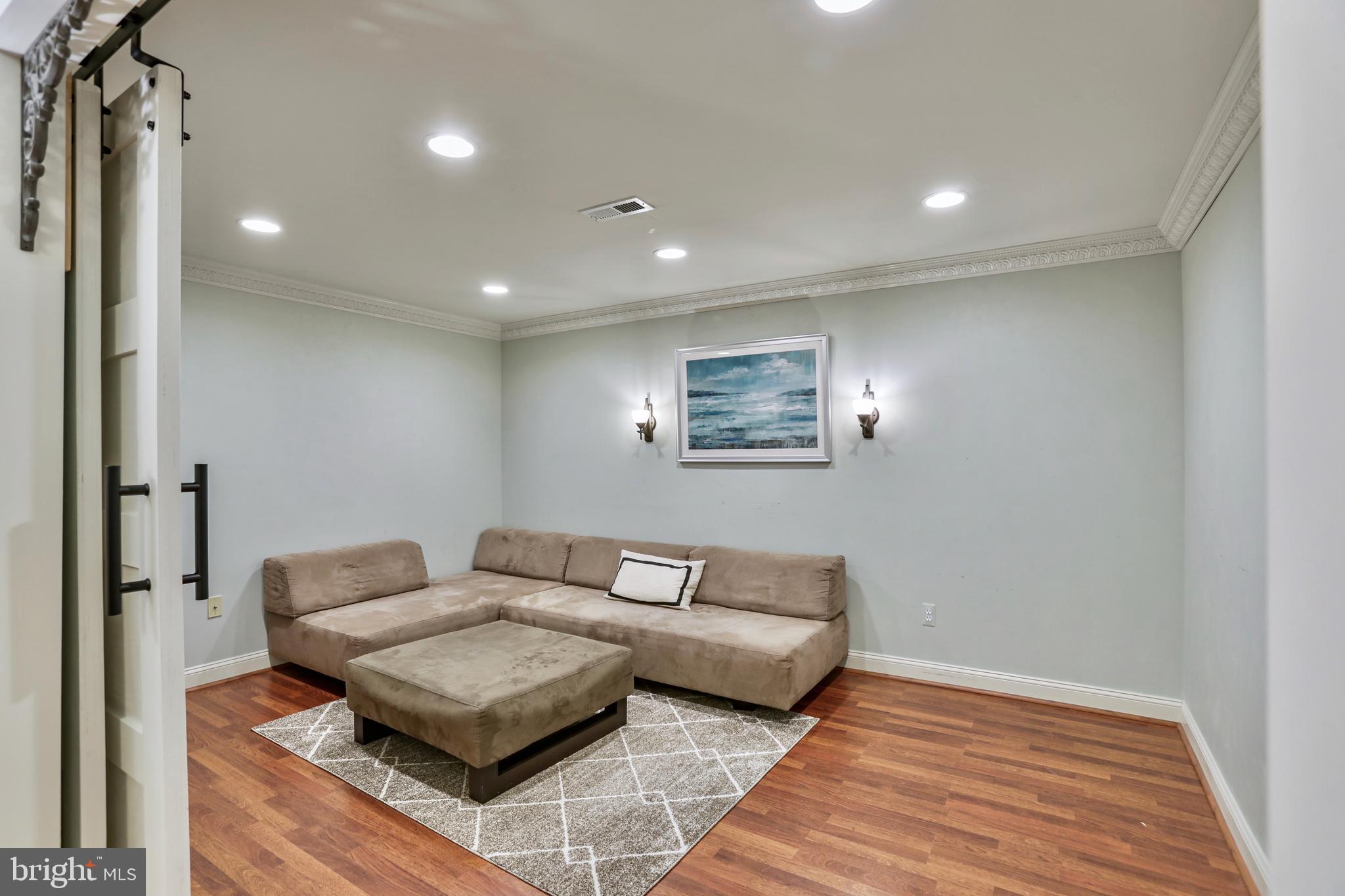 BARRINGTON - Residential