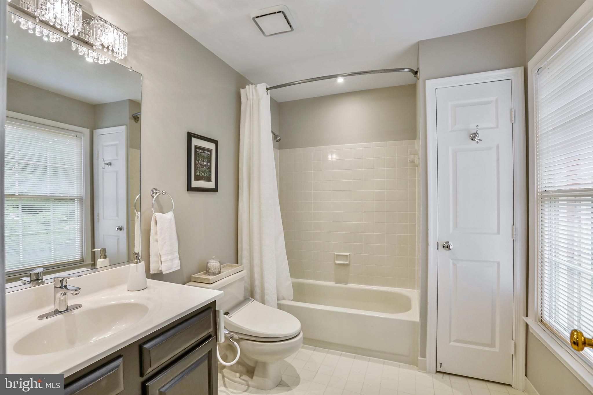 BARRINGTON - Residential