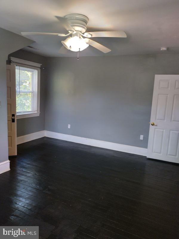 LARCHMONT - Residential