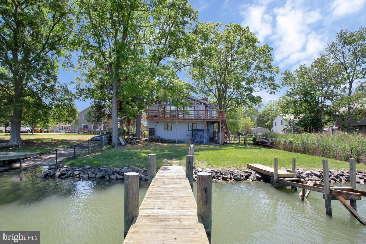 DEALE BEACH - Residential