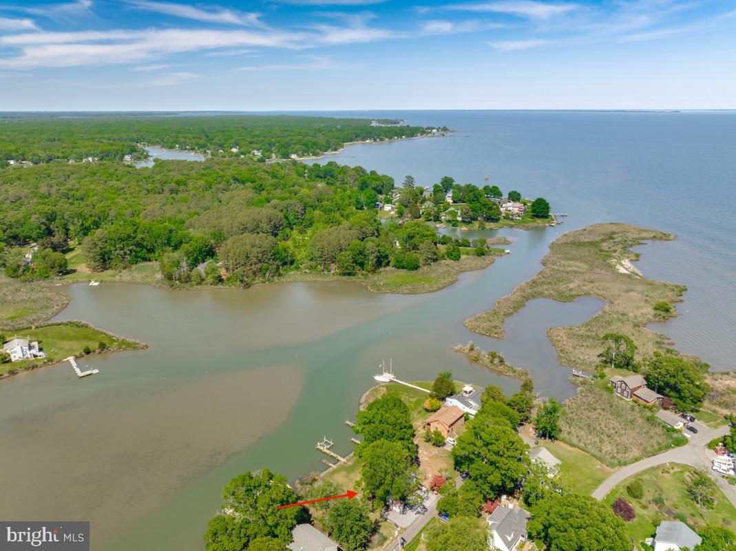 DEALE BEACH - Residential