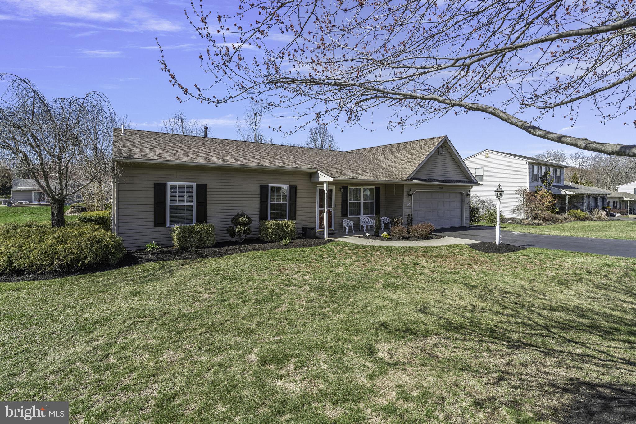 1858 SUNRISE WAY