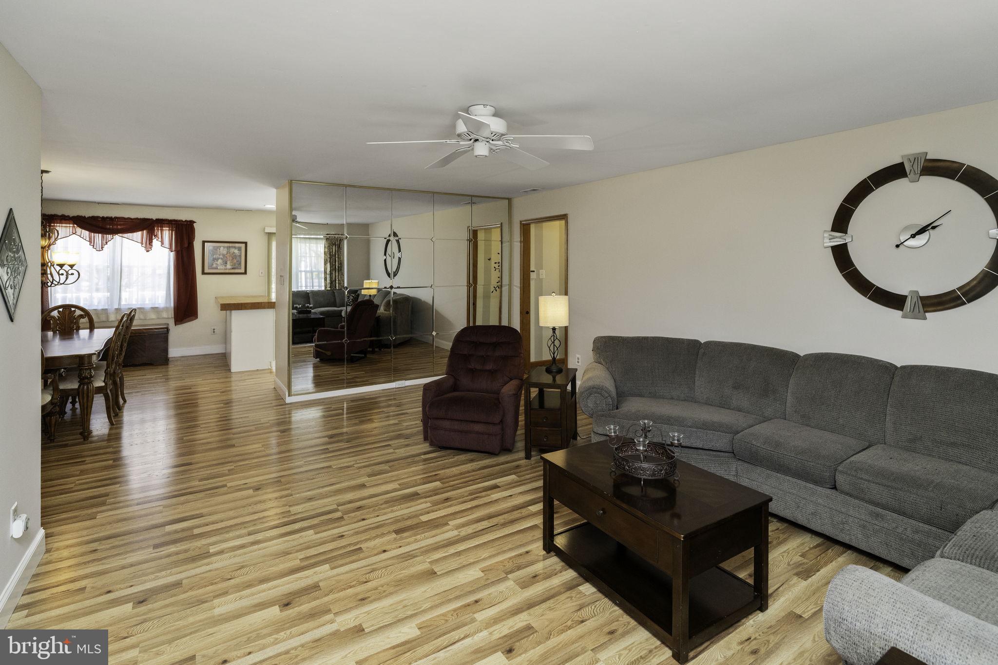 1858 SUNRISE WAY