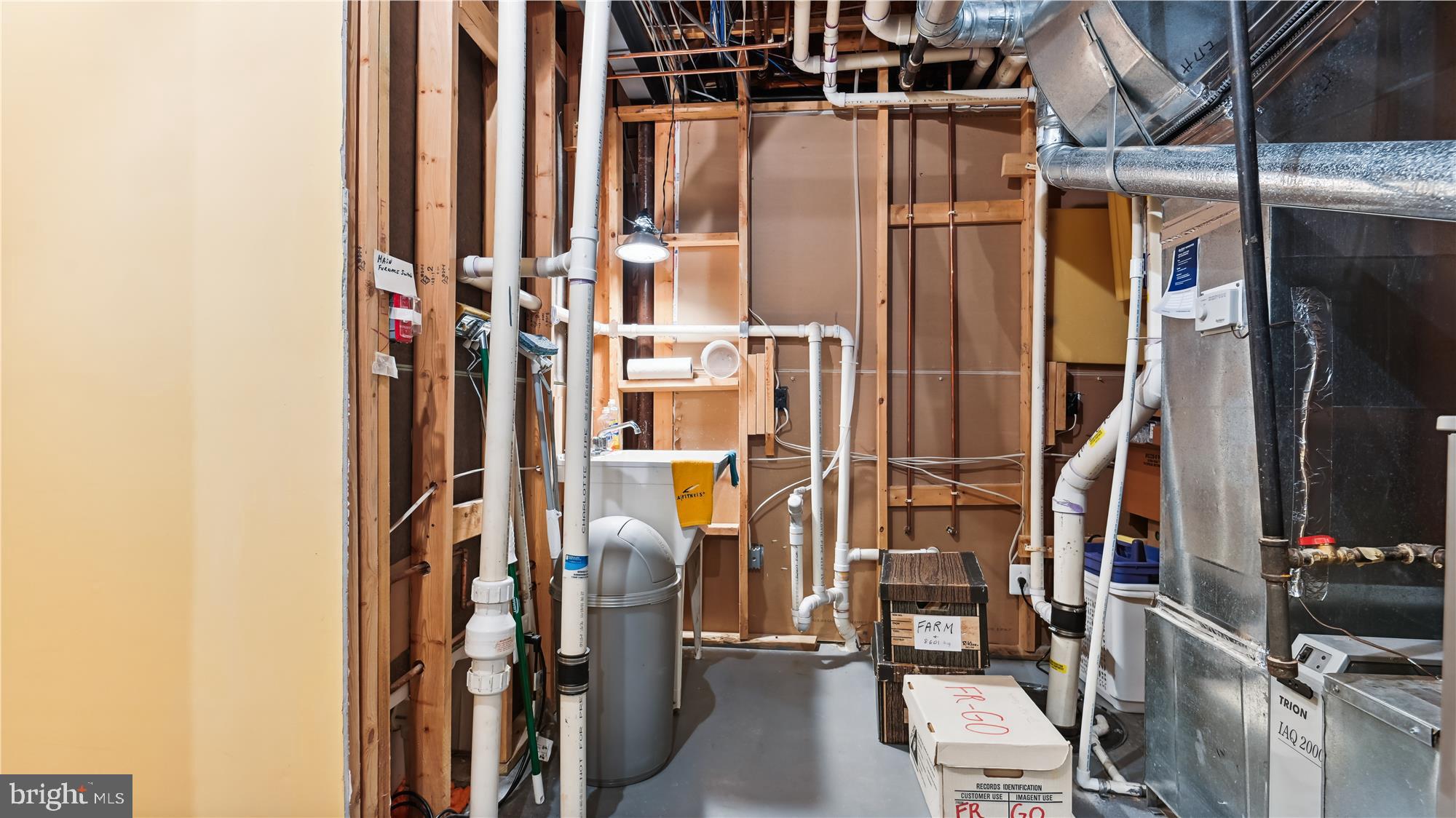 GREENHILLS FARM - Residential