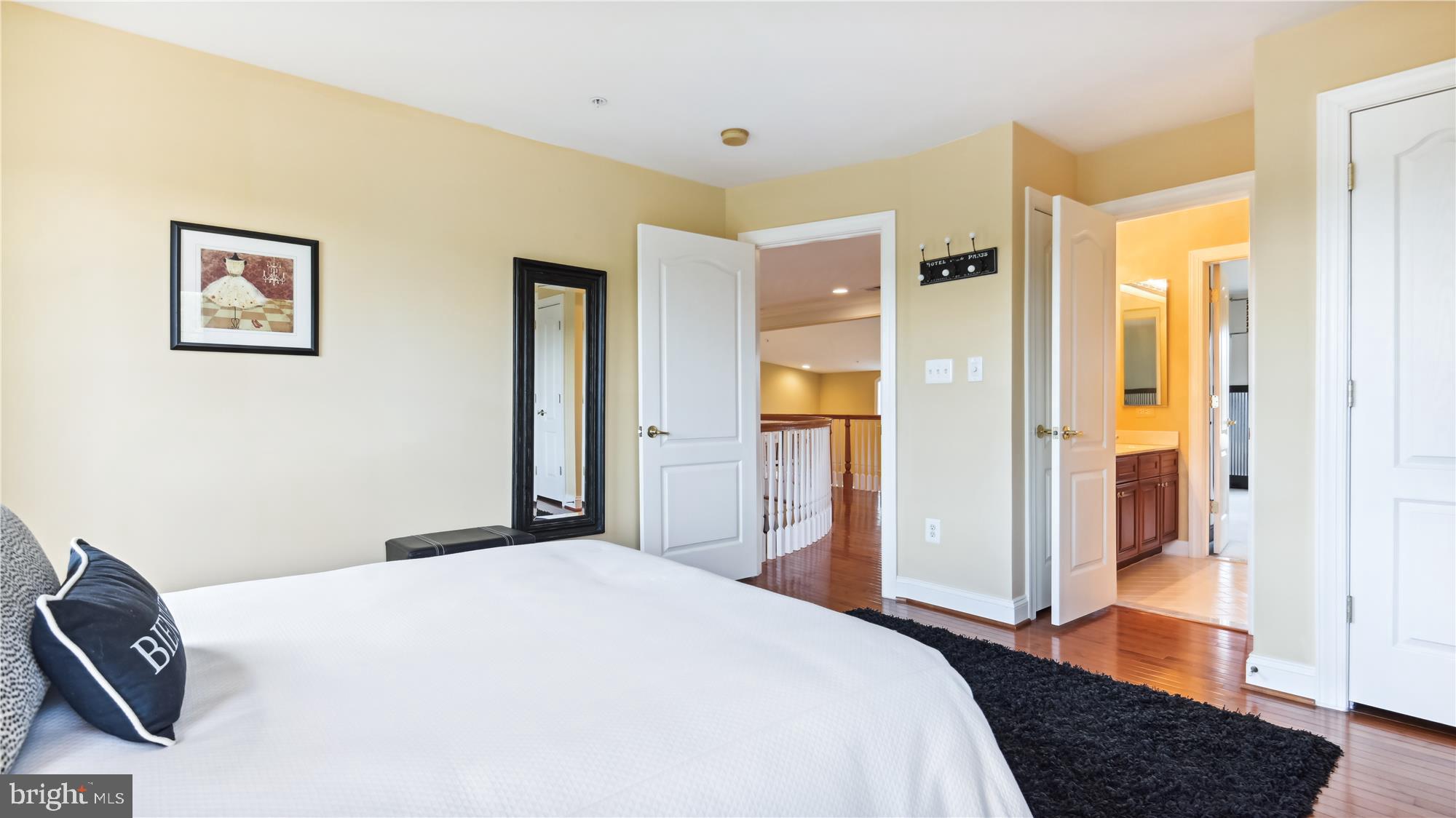 GREENHILLS FARM - Residential