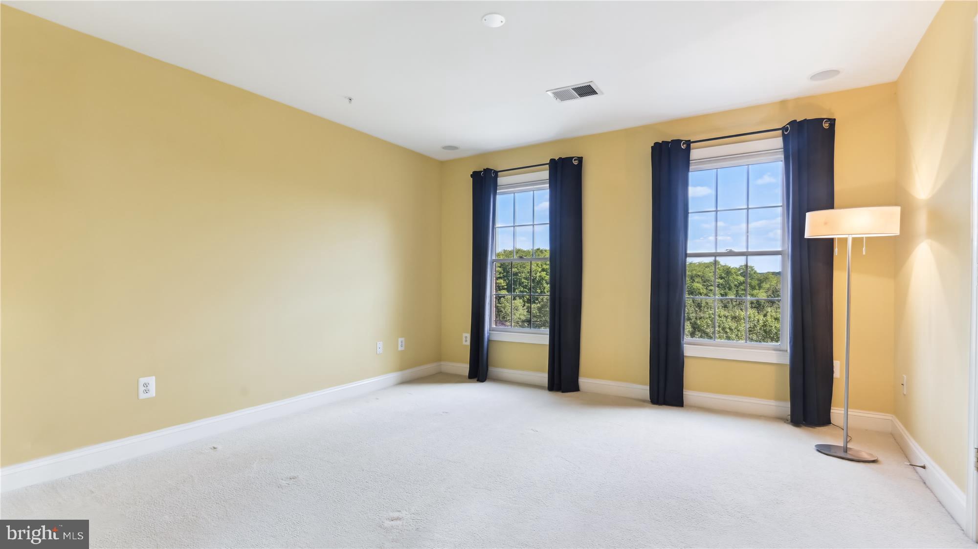 GREENHILLS FARM - Residential