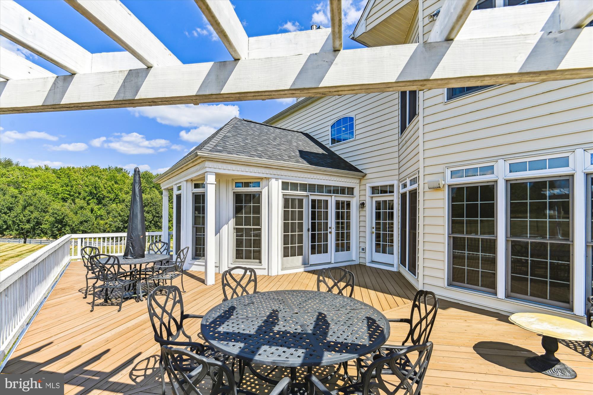 GREENHILLS FARM - Residential