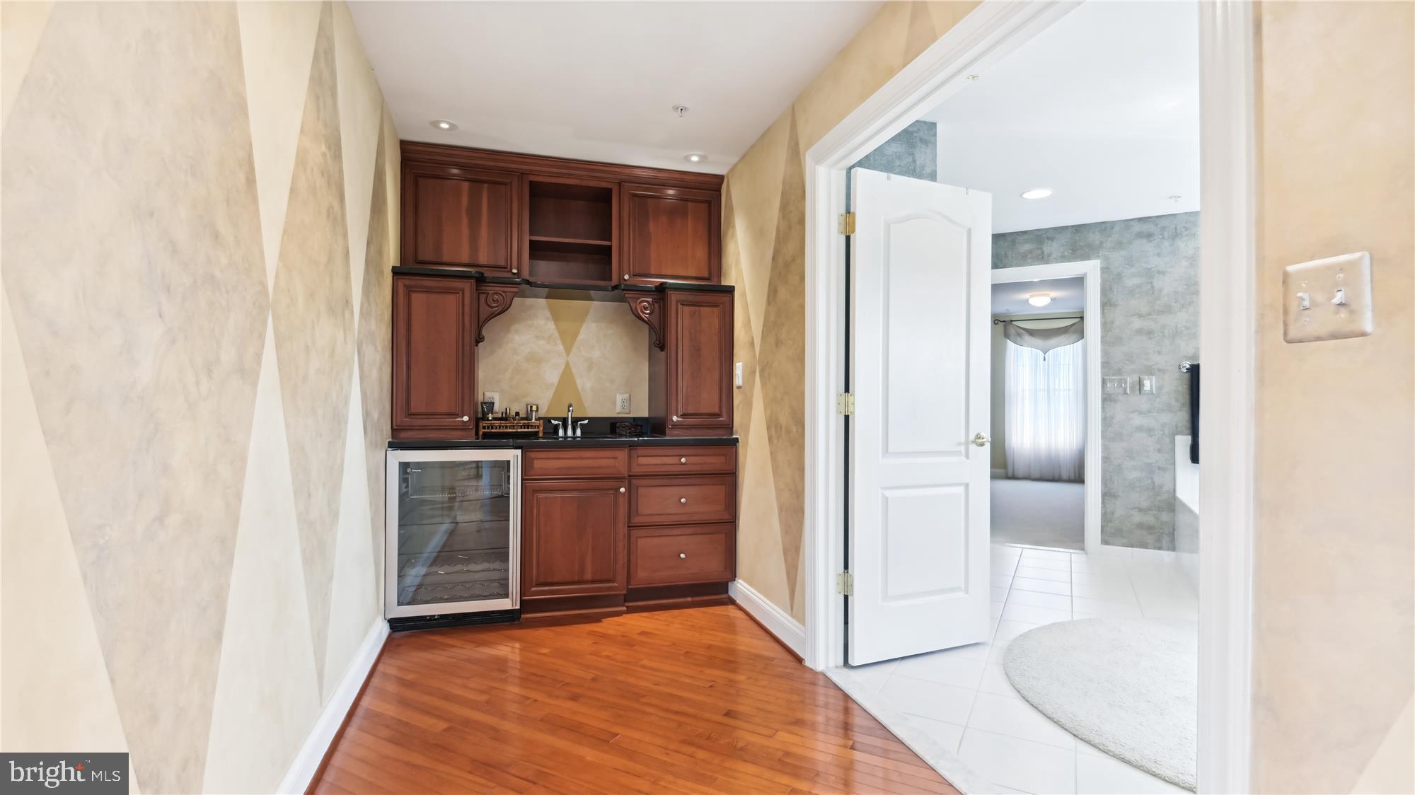 GREENHILLS FARM - Residential