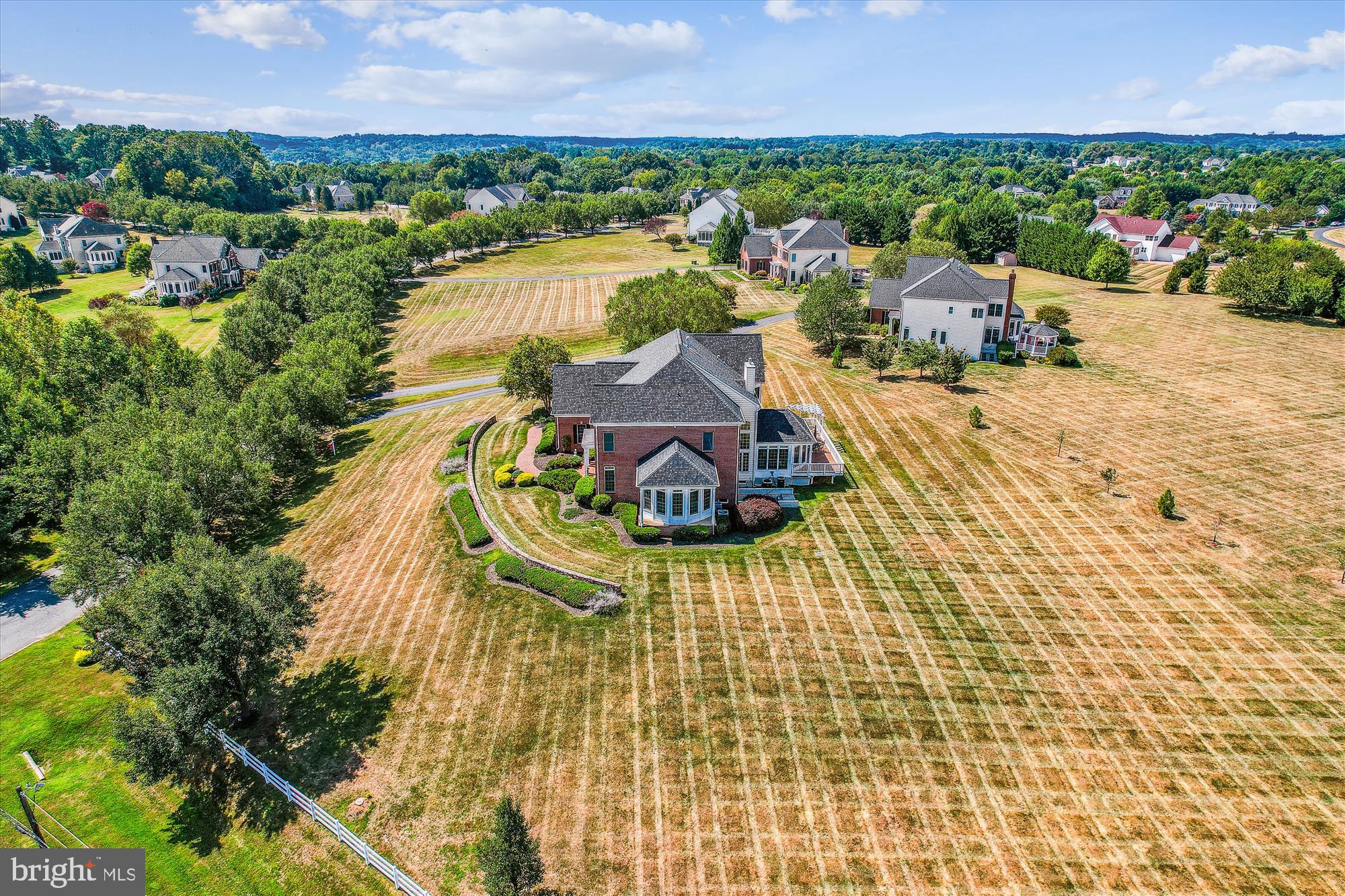 GREENHILLS FARM - Residential
