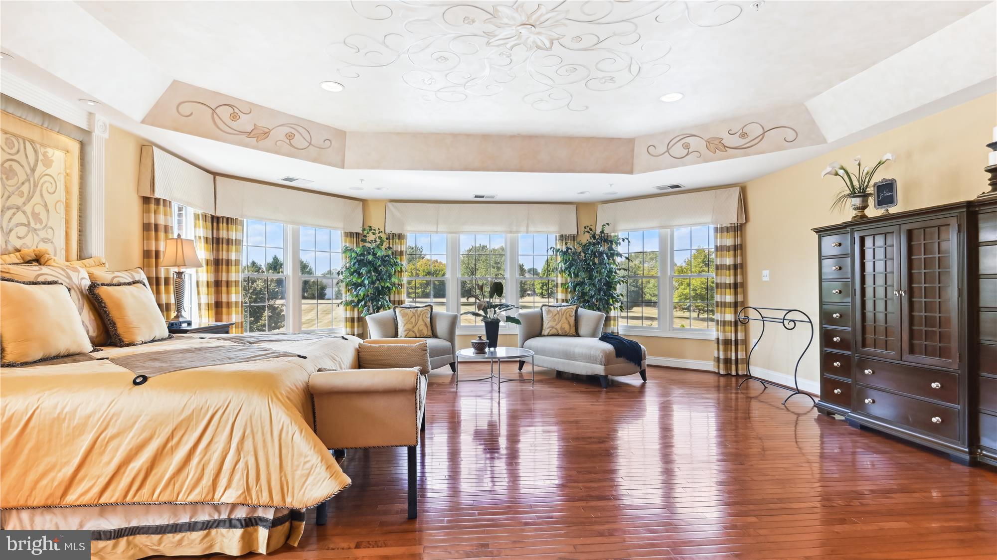 GREENHILLS FARM - Residential