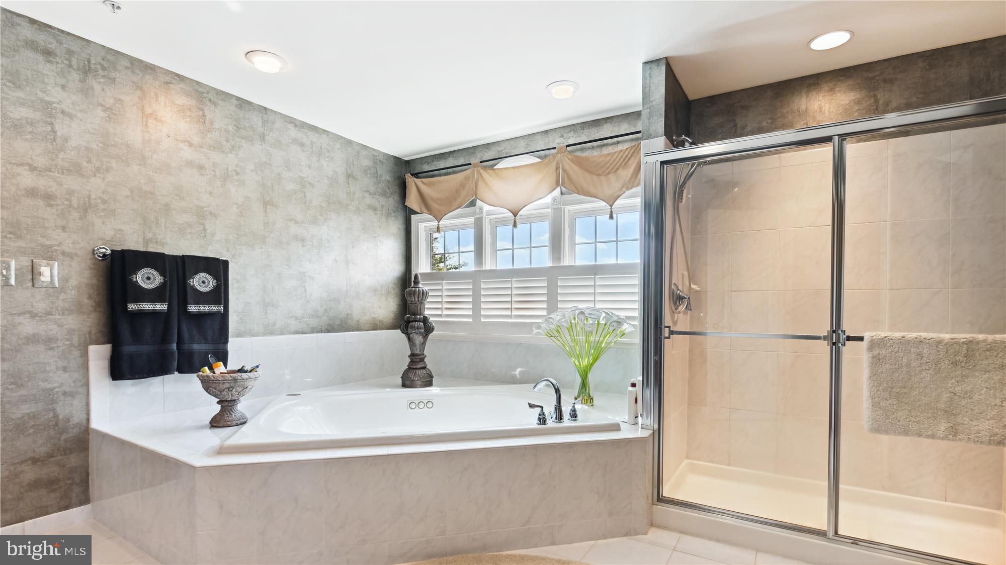 GREENHILLS FARM - Residential