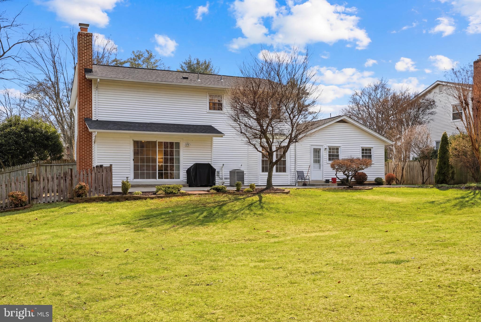 LAKEWOOD HILLS - Residential