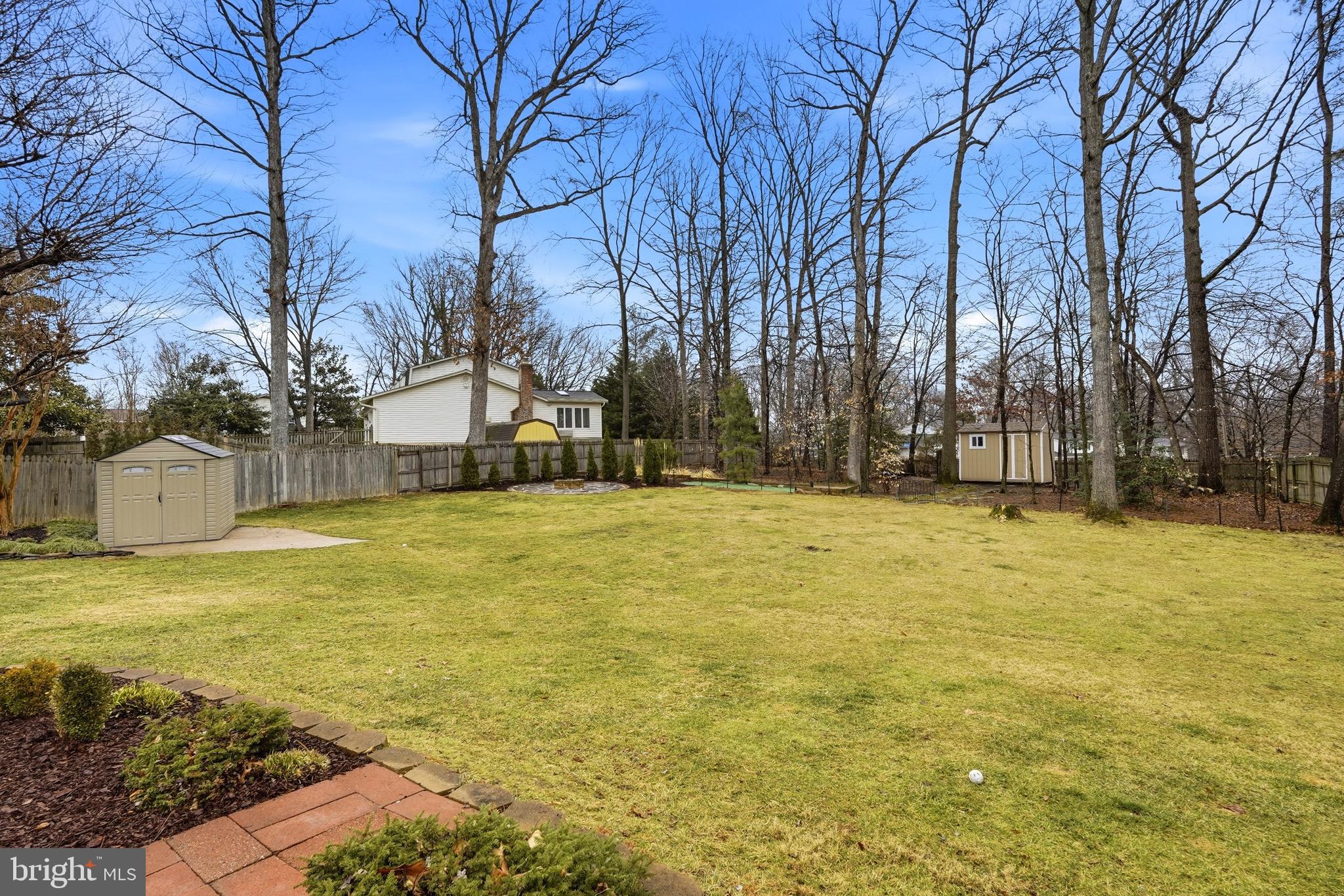 LAKEWOOD HILLS - Residential