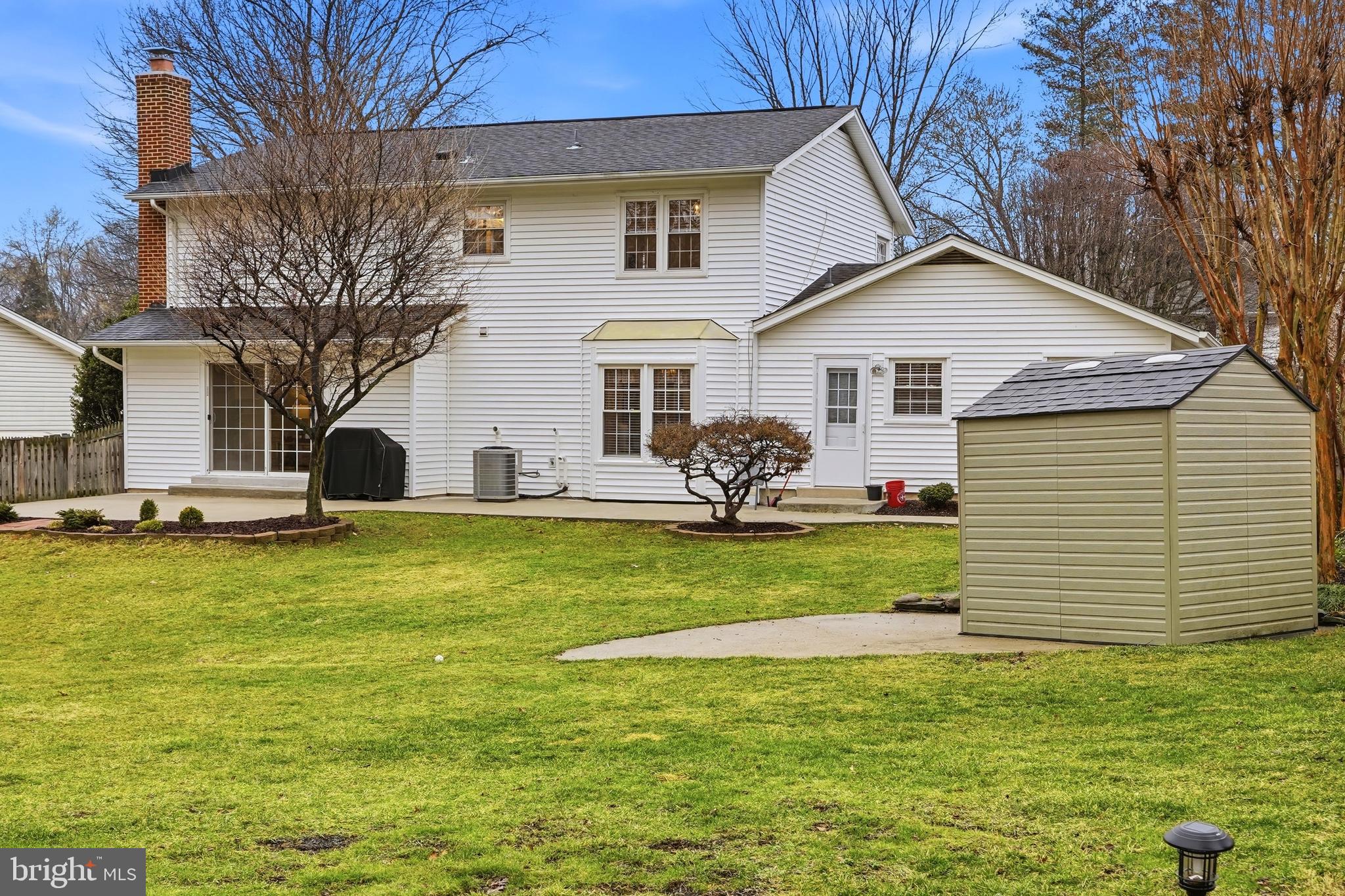 LAKEWOOD HILLS - Residential