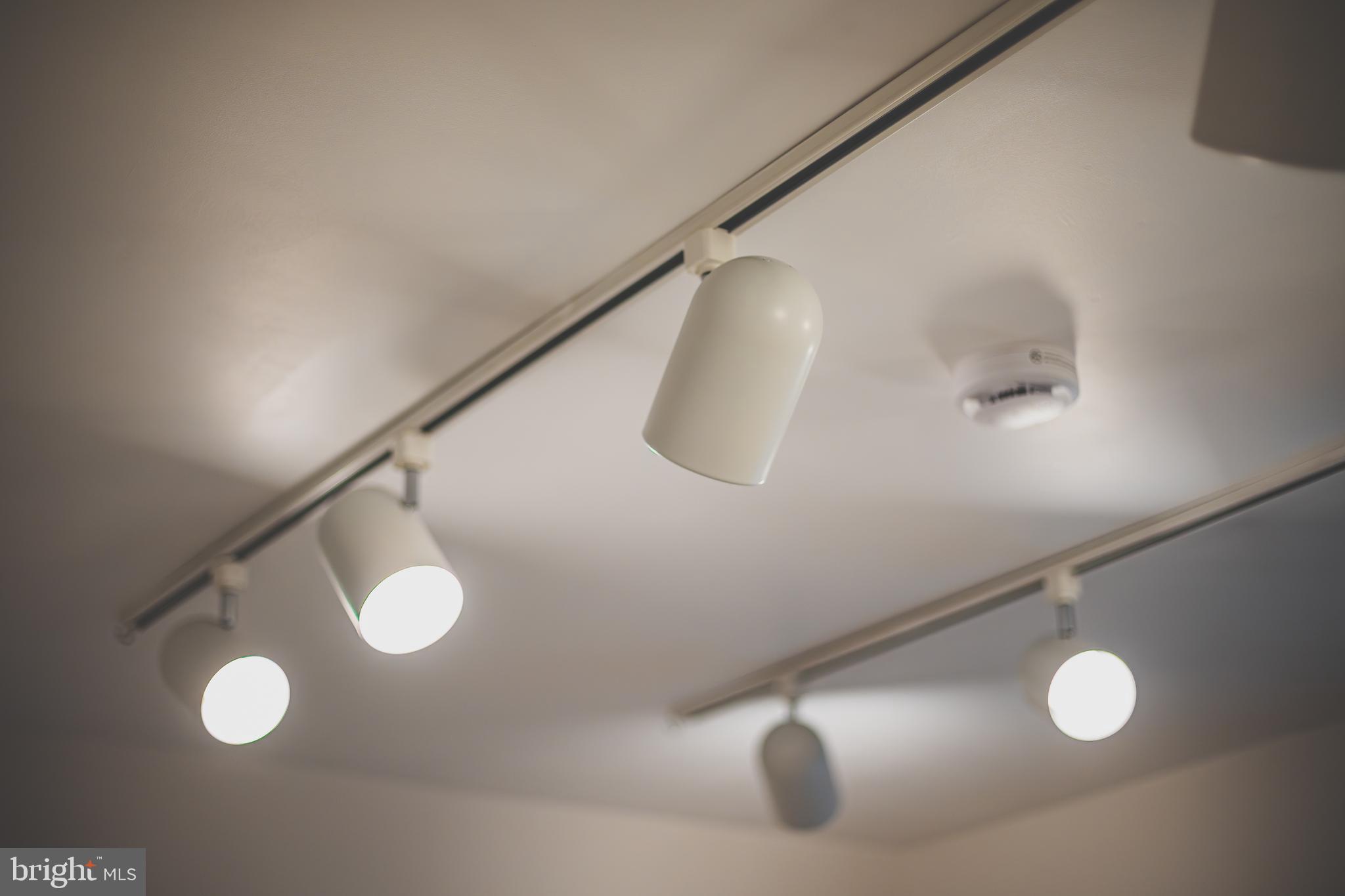 LAKEWOOD HILLS - Residential