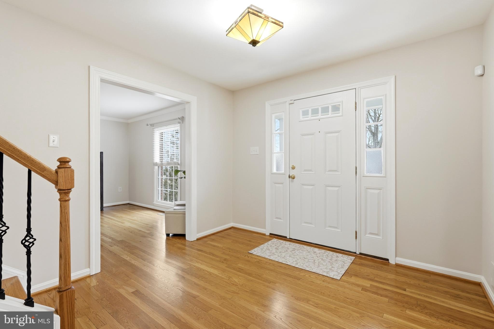 7121 RED HORSE TAVERN LANE