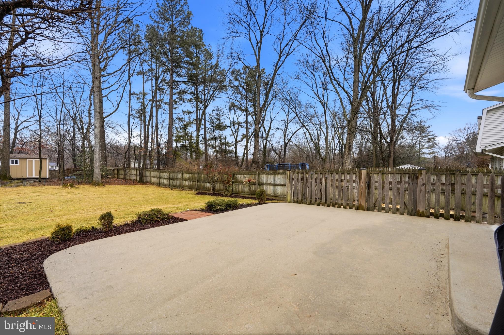 LAKEWOOD HILLS - Residential