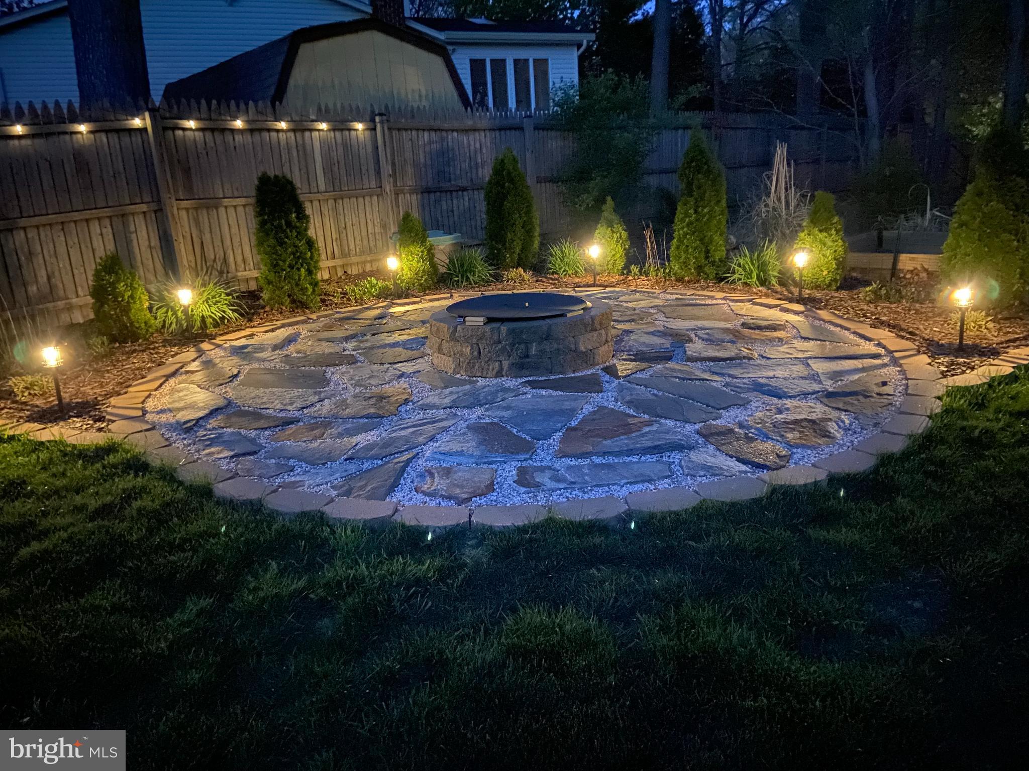 7121 RED HORSE TAVERN LANE