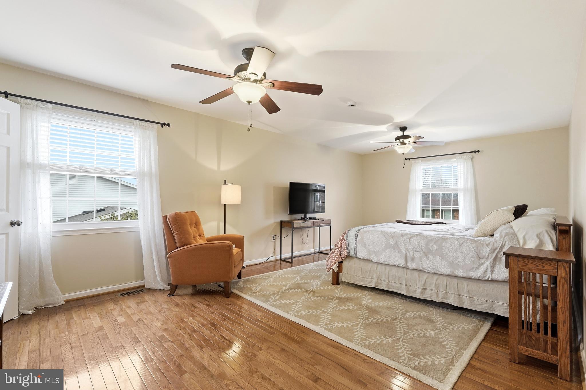 LAKEWOOD HILLS - Residential