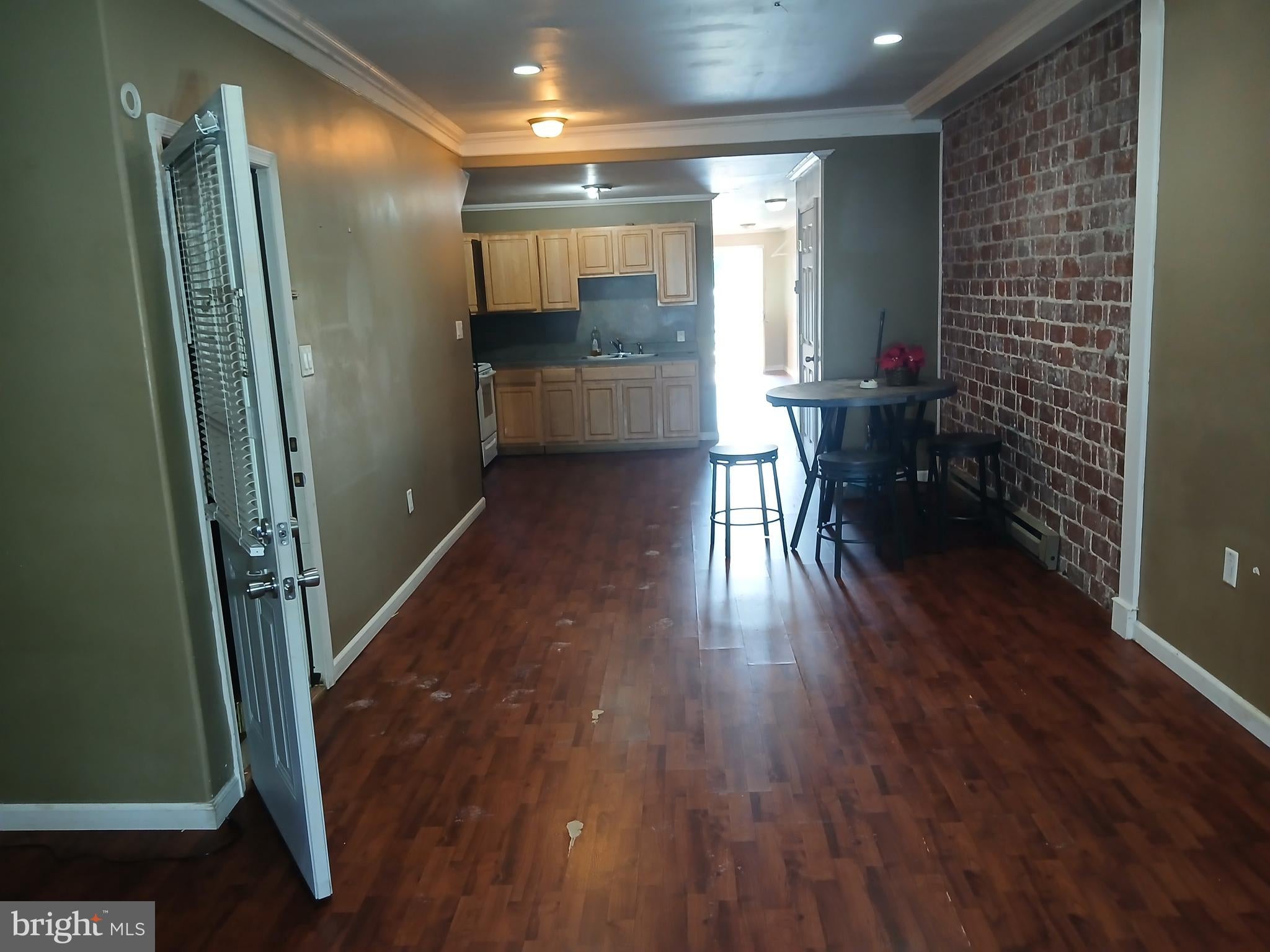 54 N LEHIGH AVENUE