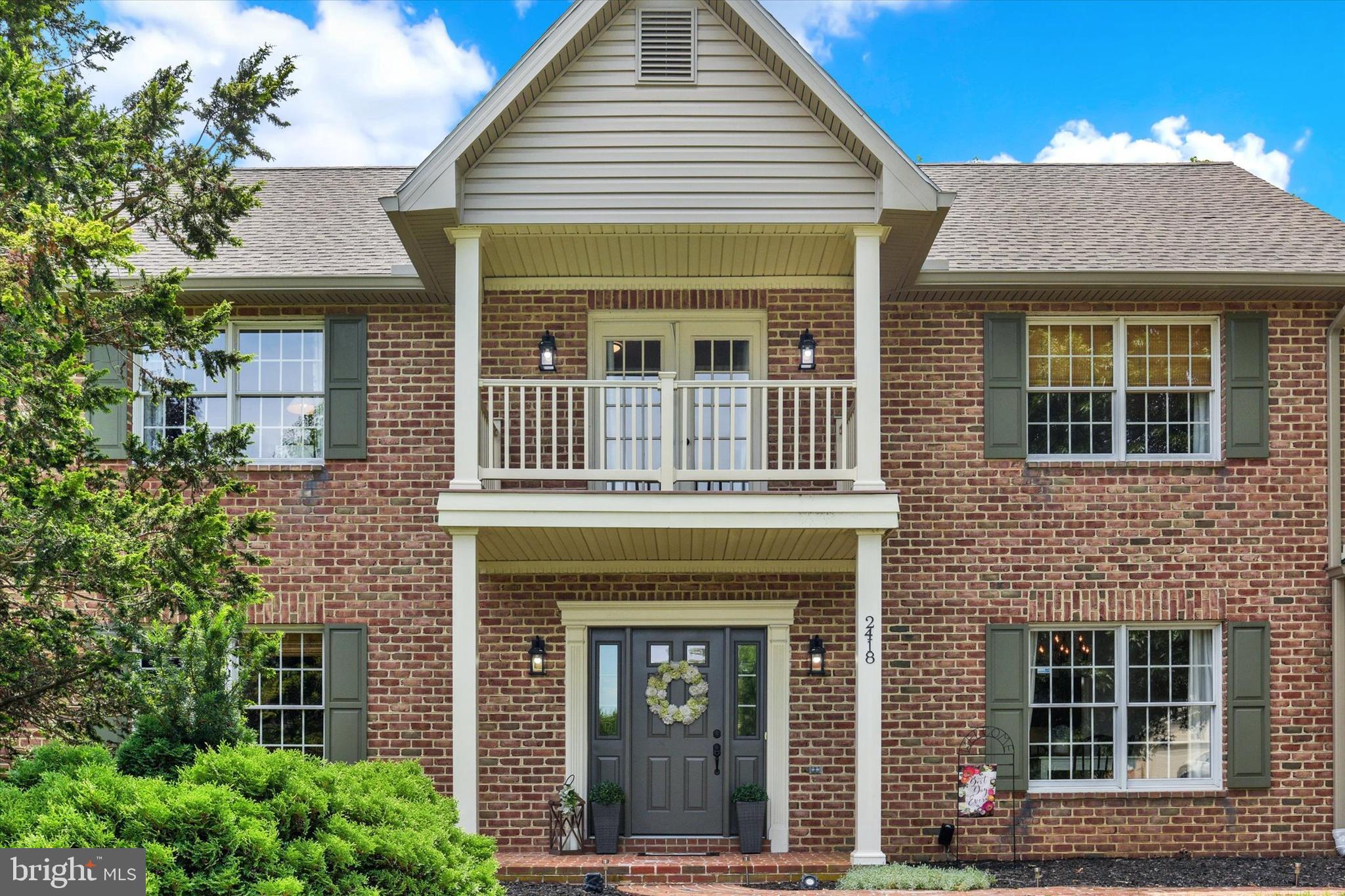 2418 HIGHLAND CIRCLE