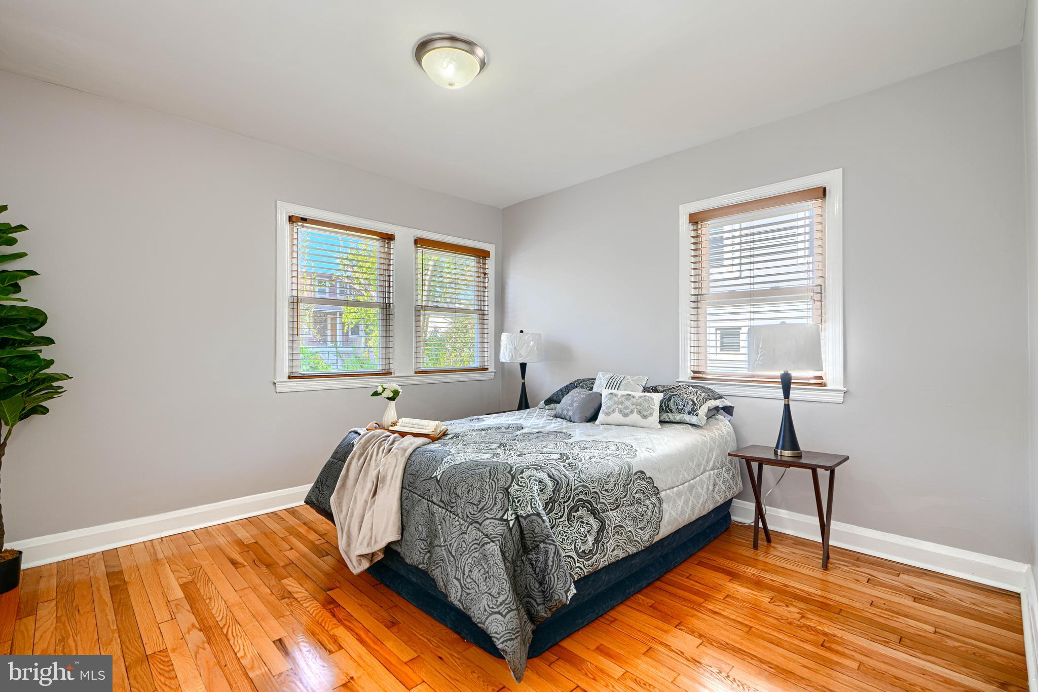 MORAVIA PARK - Residential