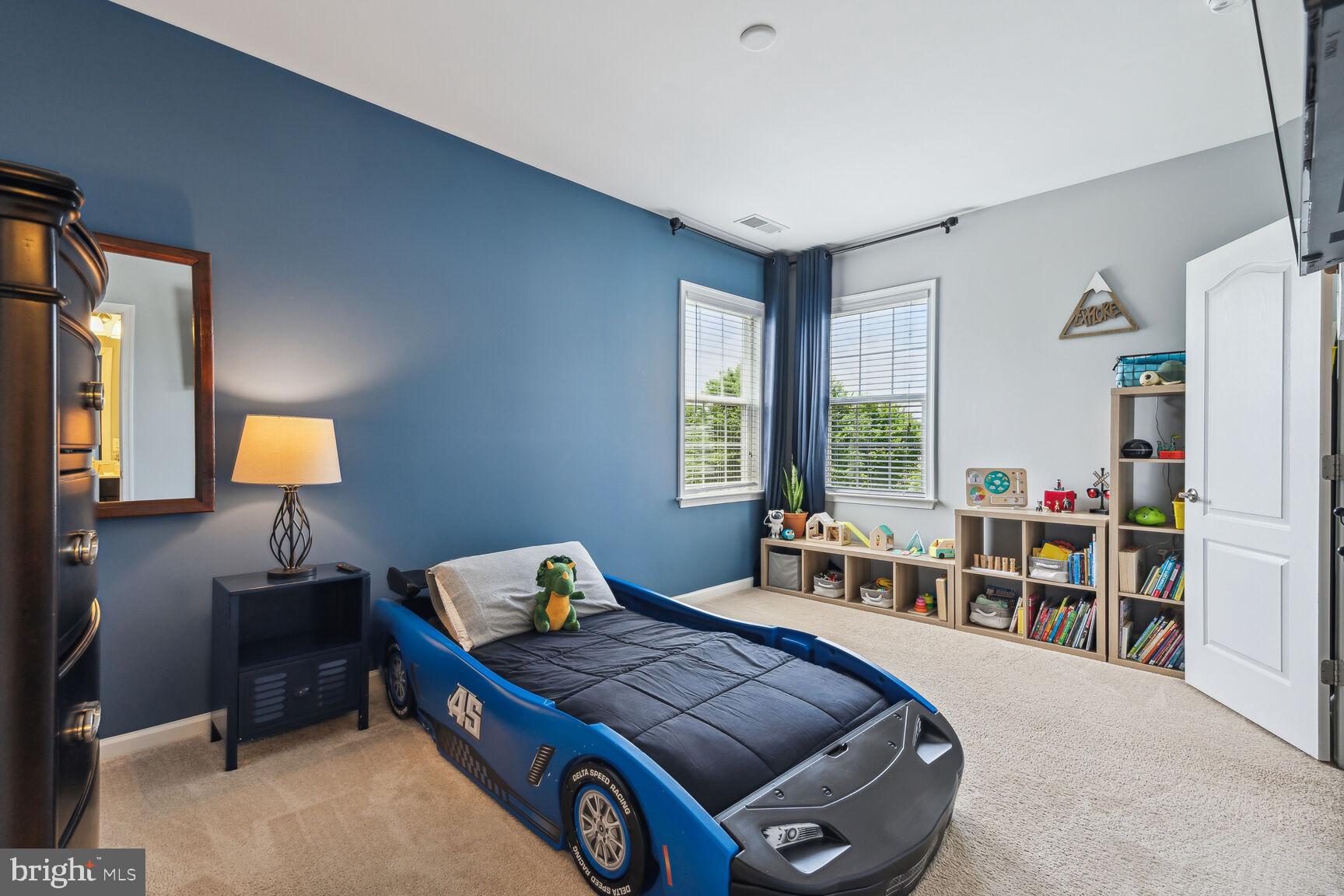 EMBREY MILL - Residential