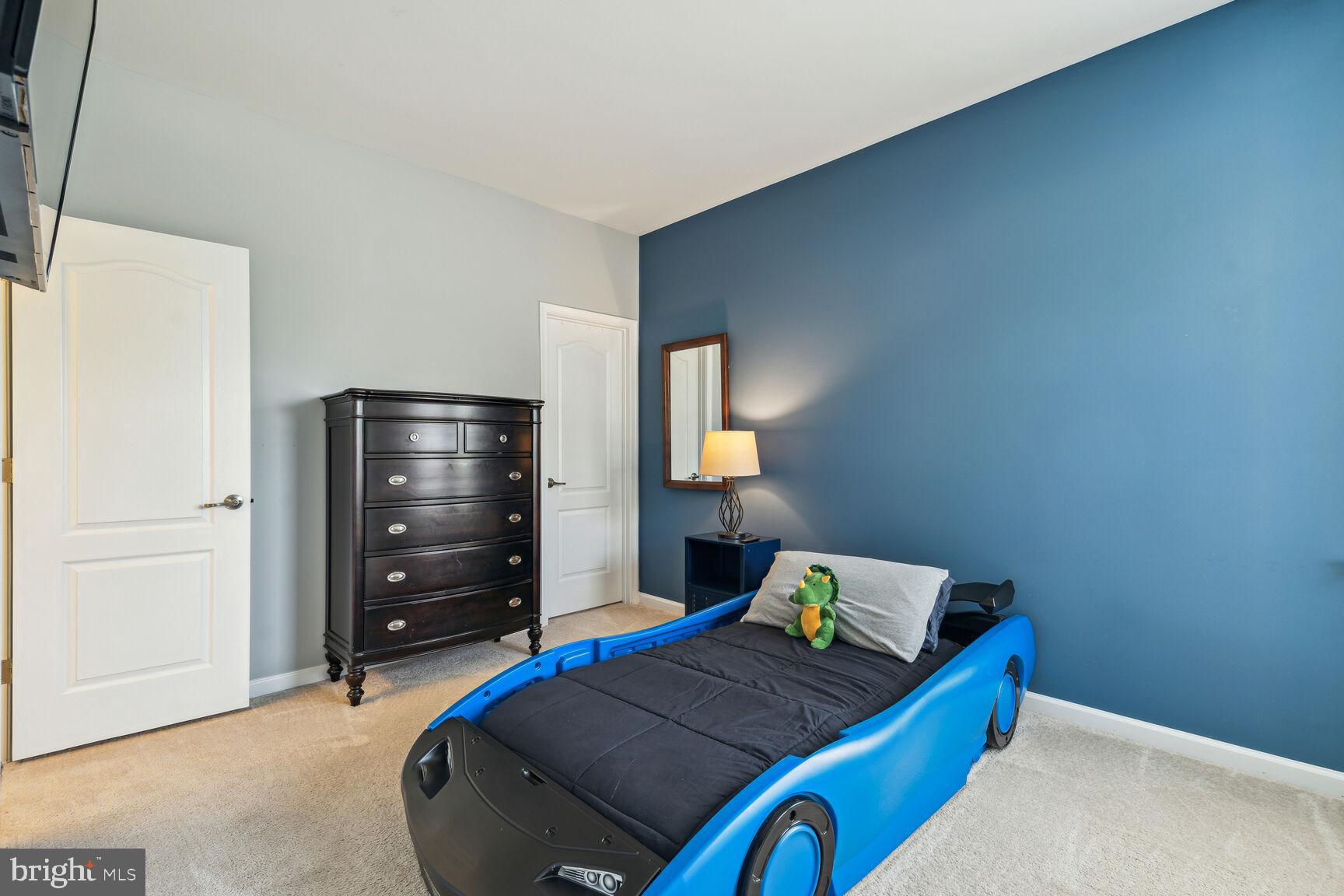 EMBREY MILL - Residential