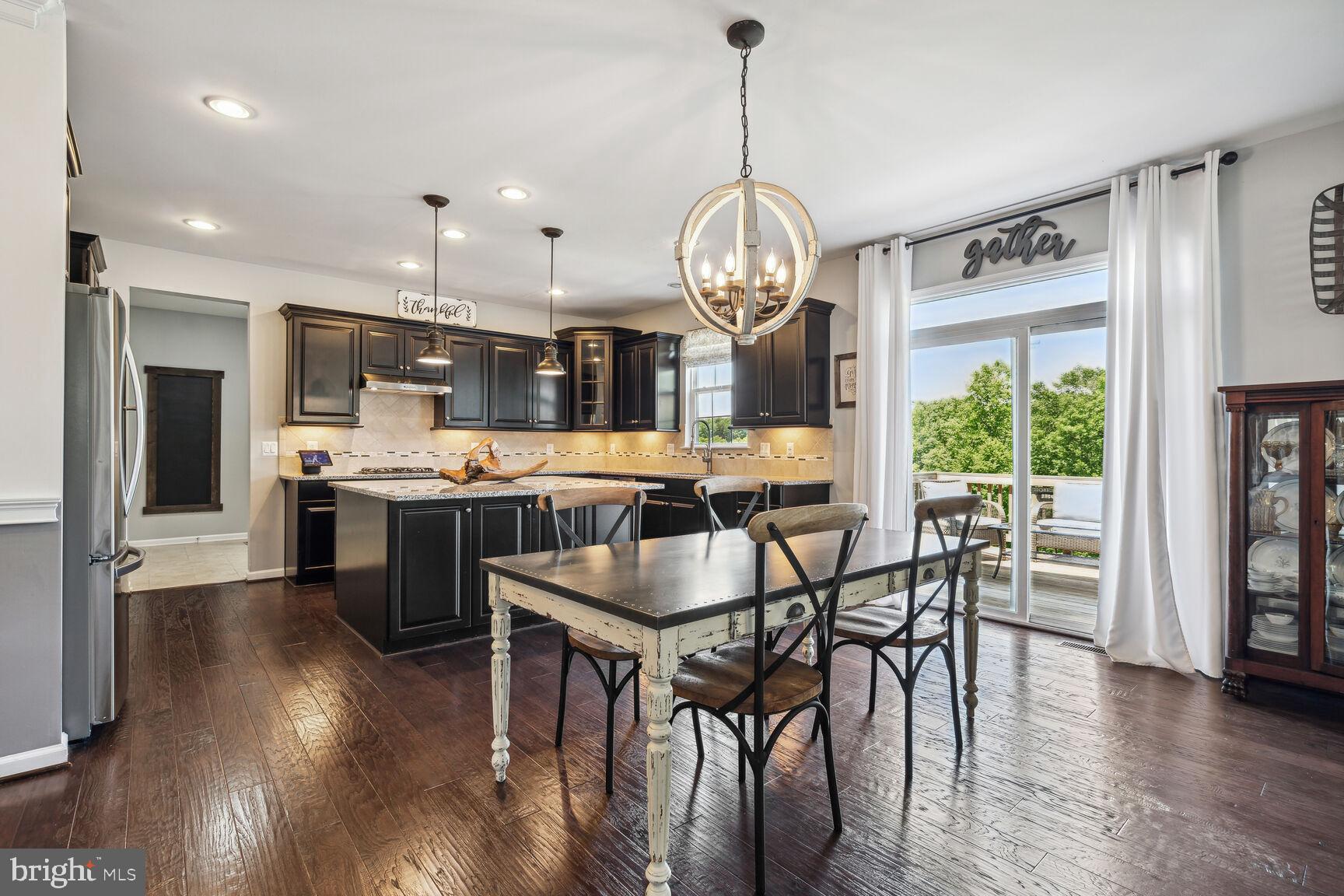 EMBREY MILL - Residential