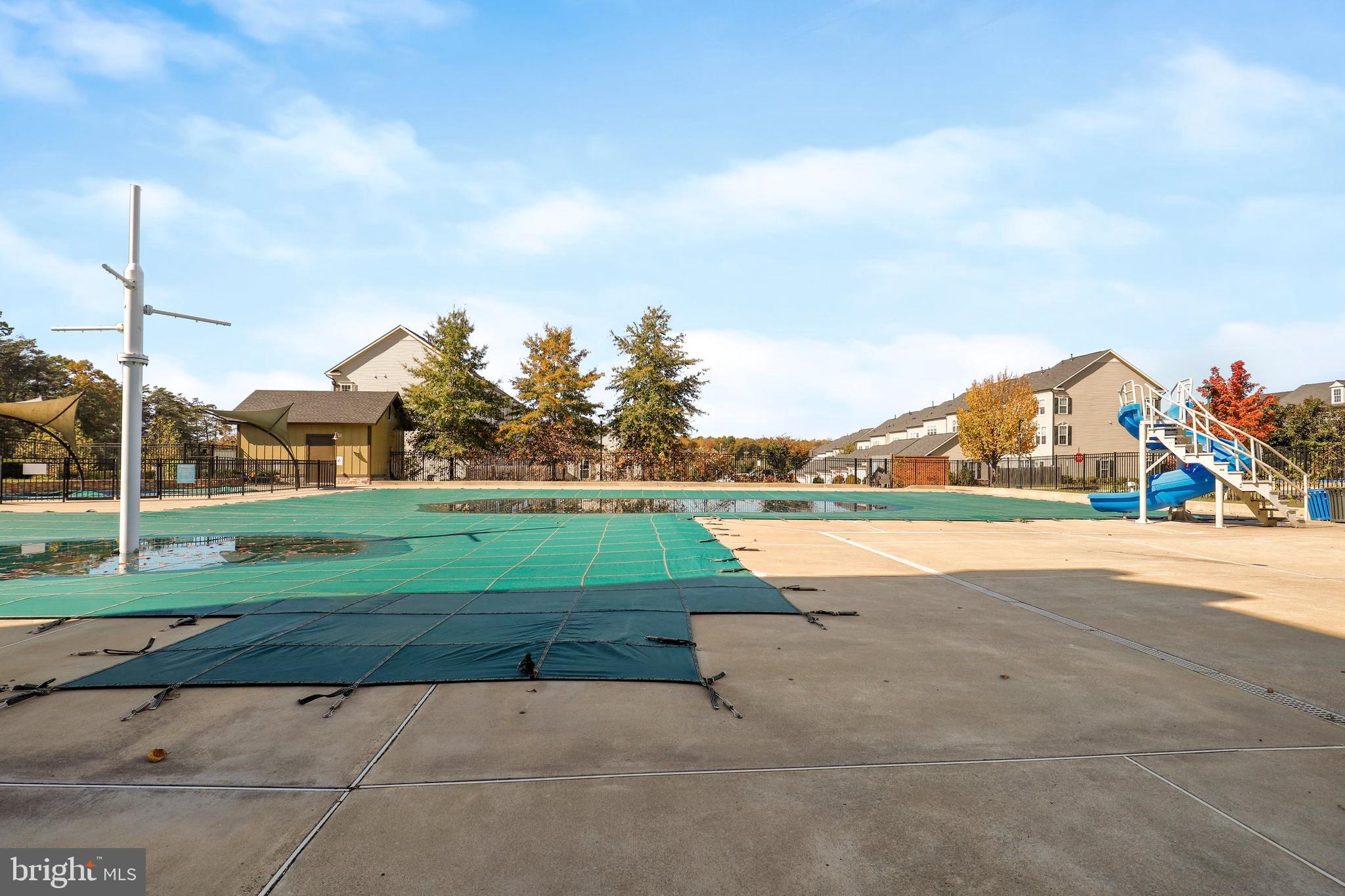 EMBREY MILL - Residential