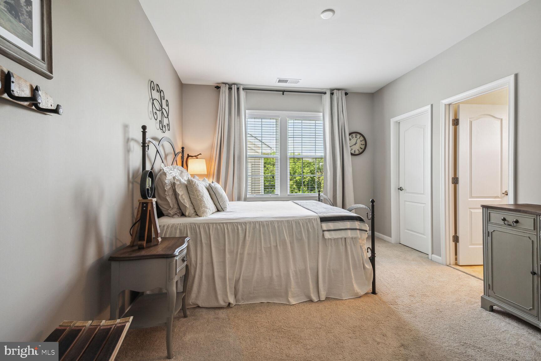 EMBREY MILL - Residential