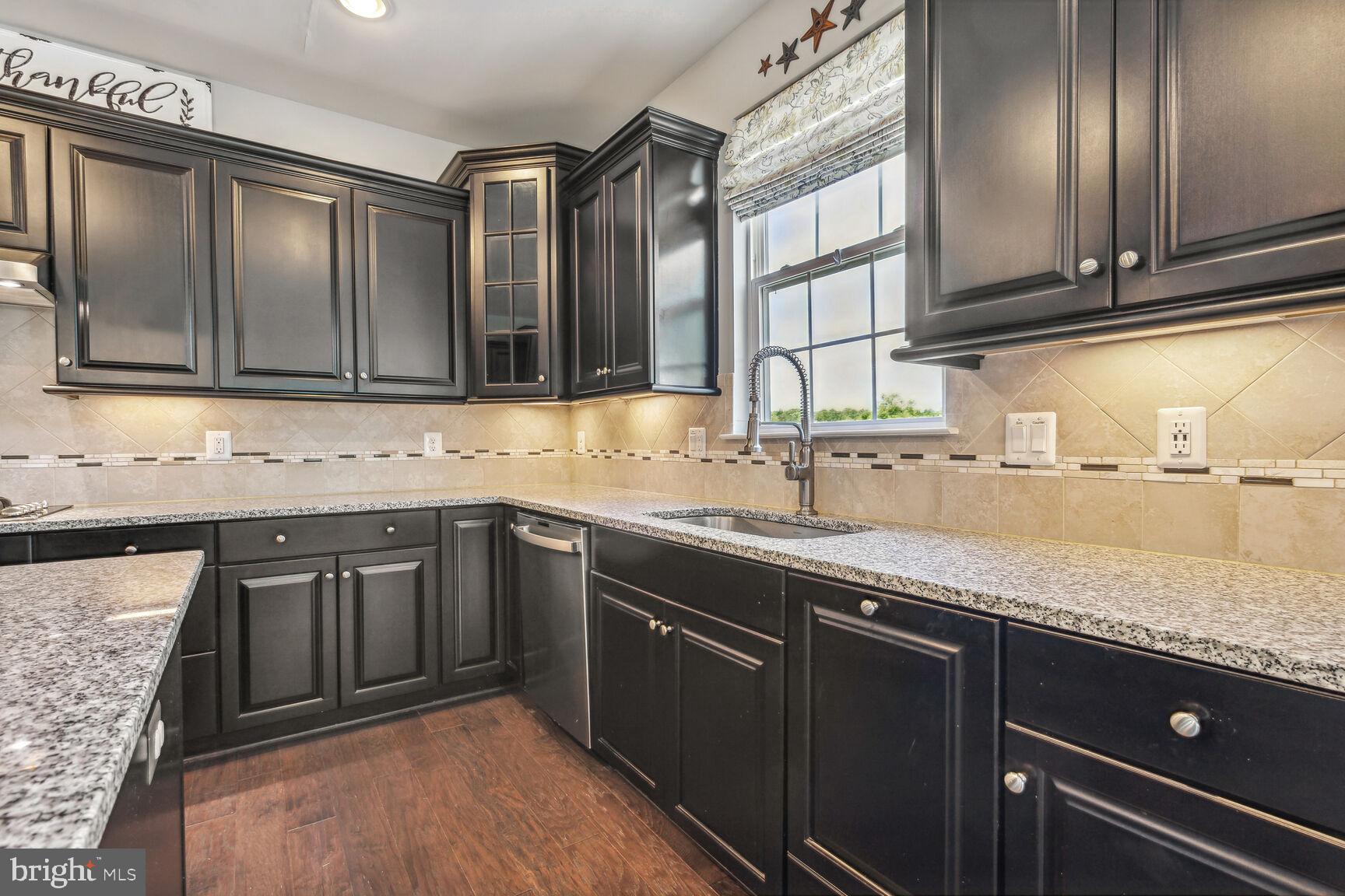 EMBREY MILL - Residential