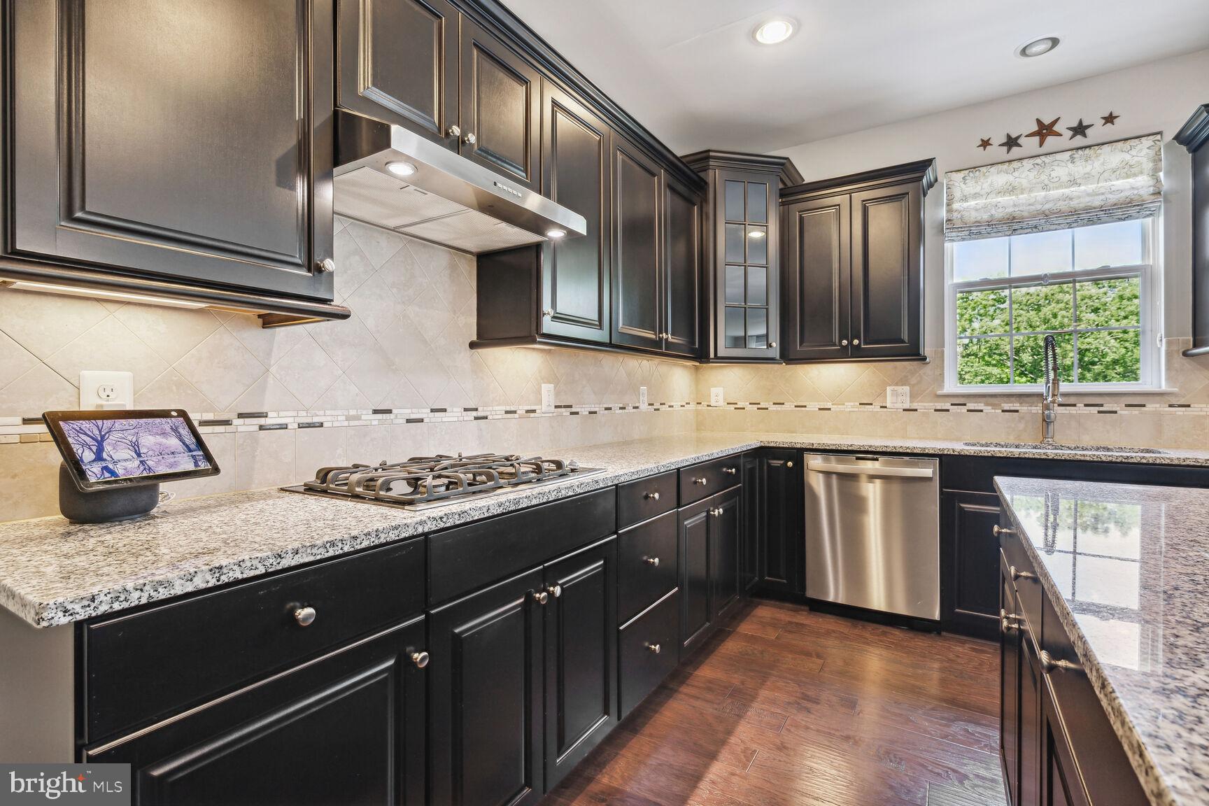 EMBREY MILL - Residential