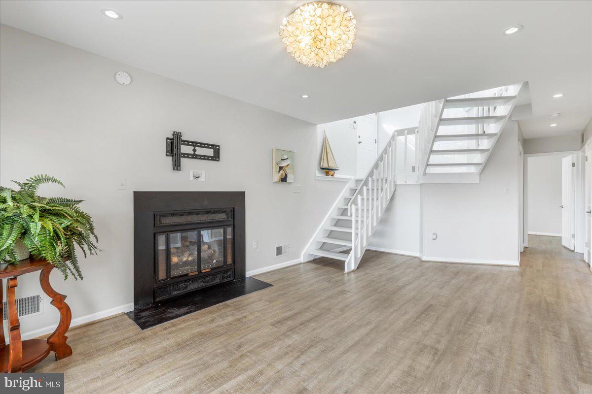 CHESAPEAKE STATION - Residential