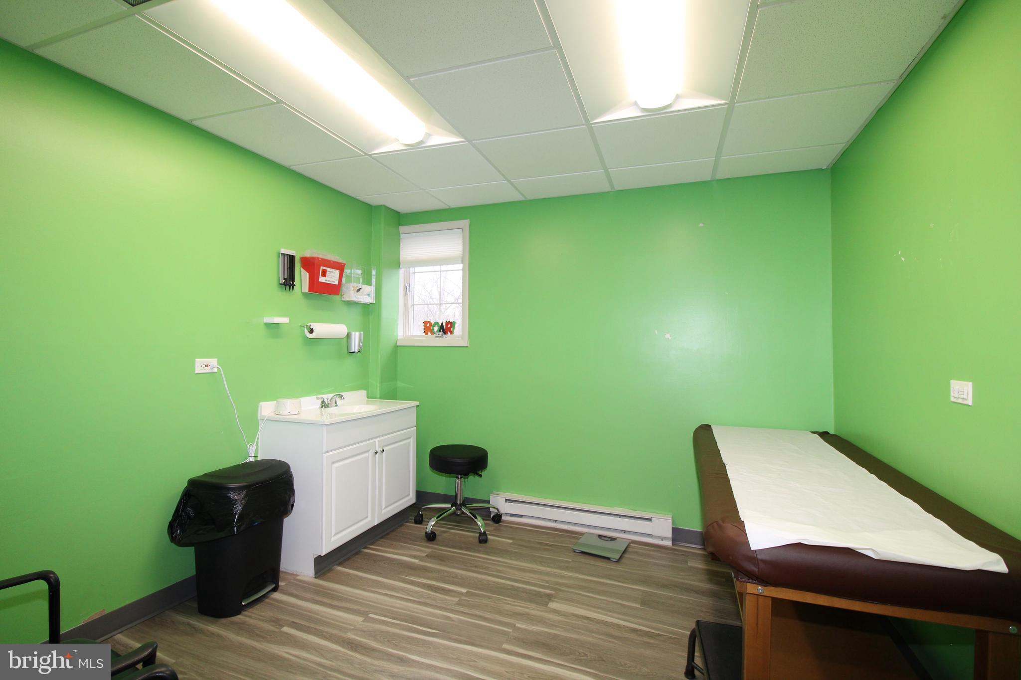 HAGERSTOWN - Commercial Lease