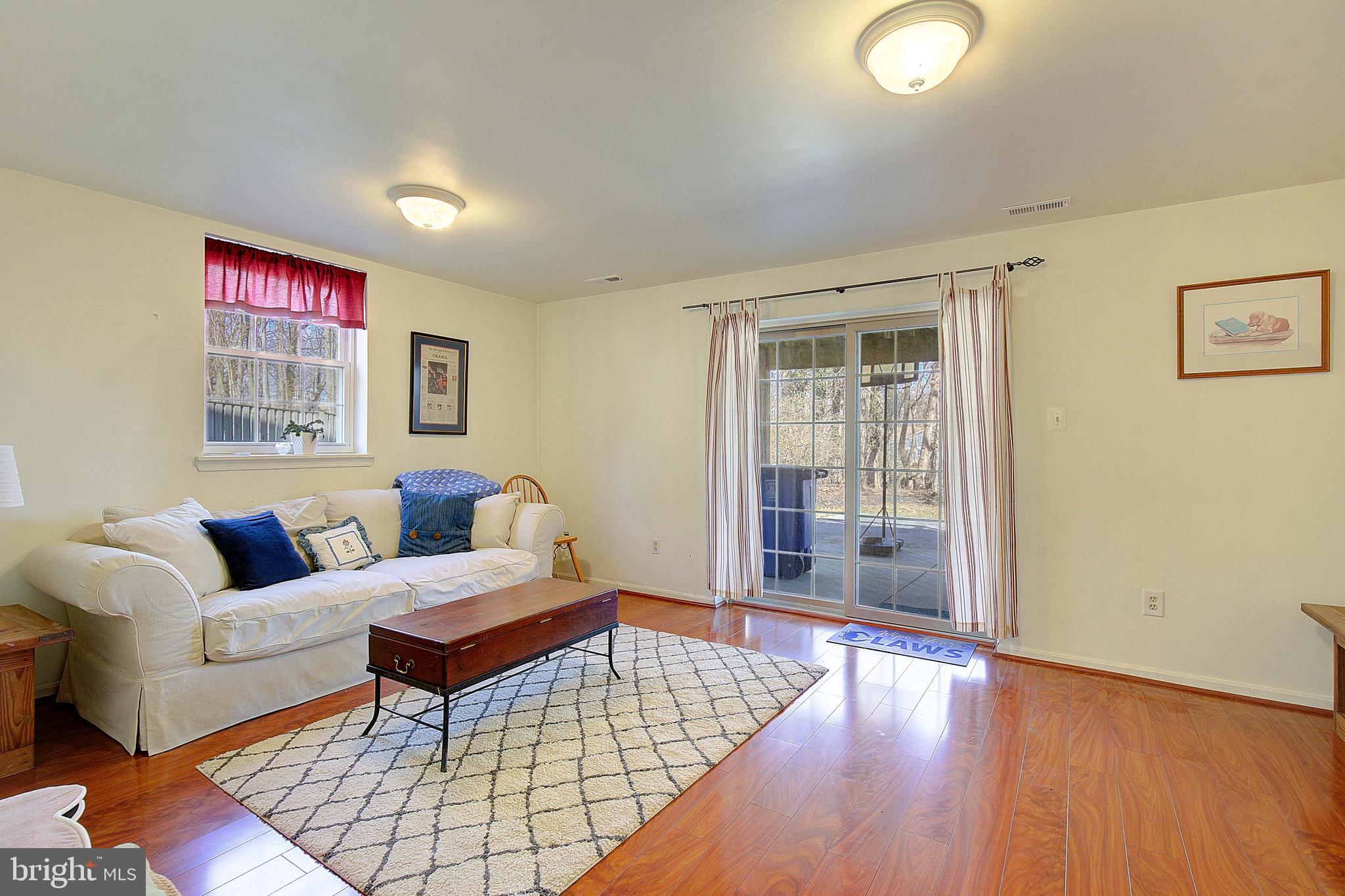 MARINERS POINT - Residential